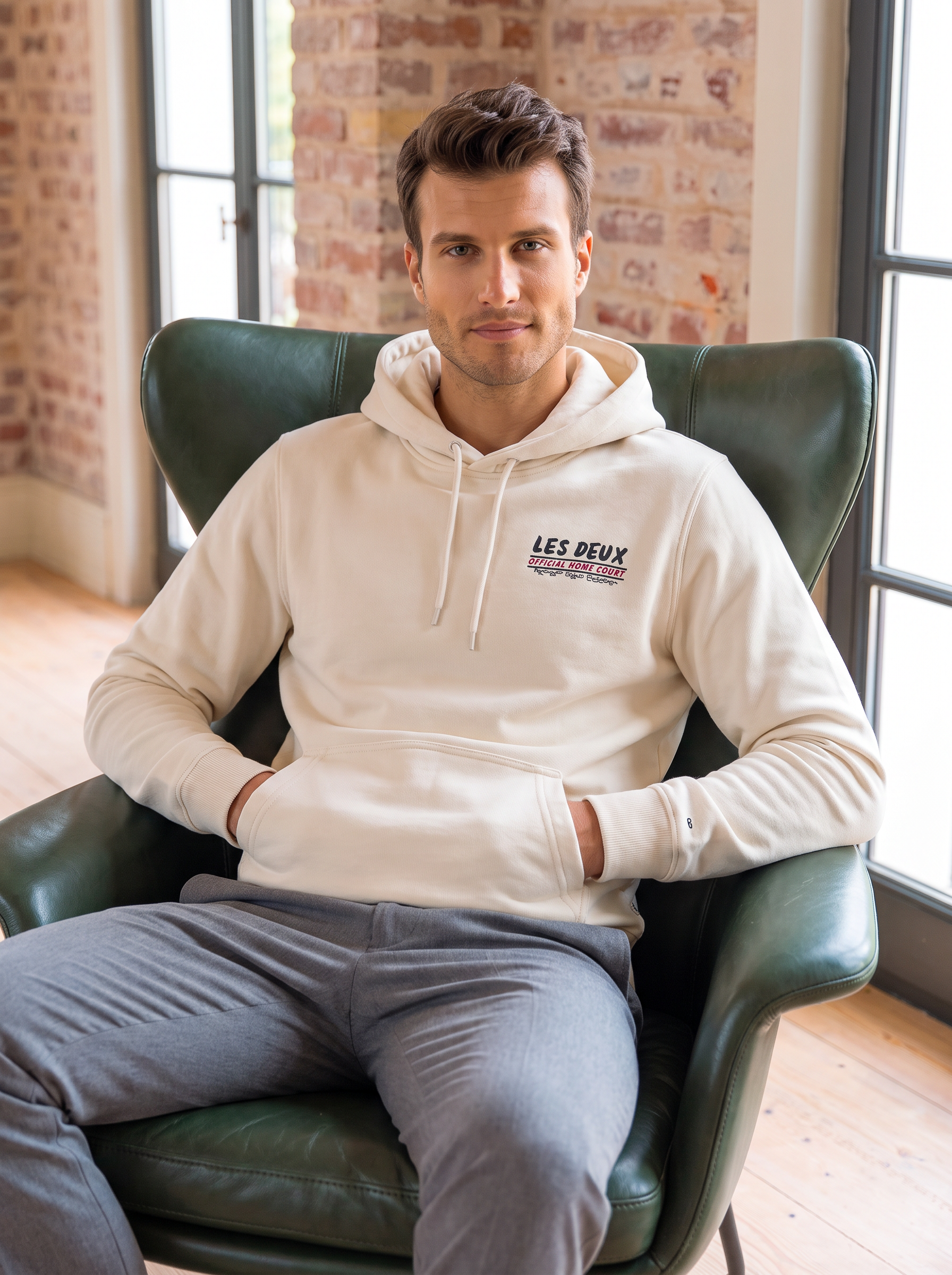 Sweatshirts & Hoodies