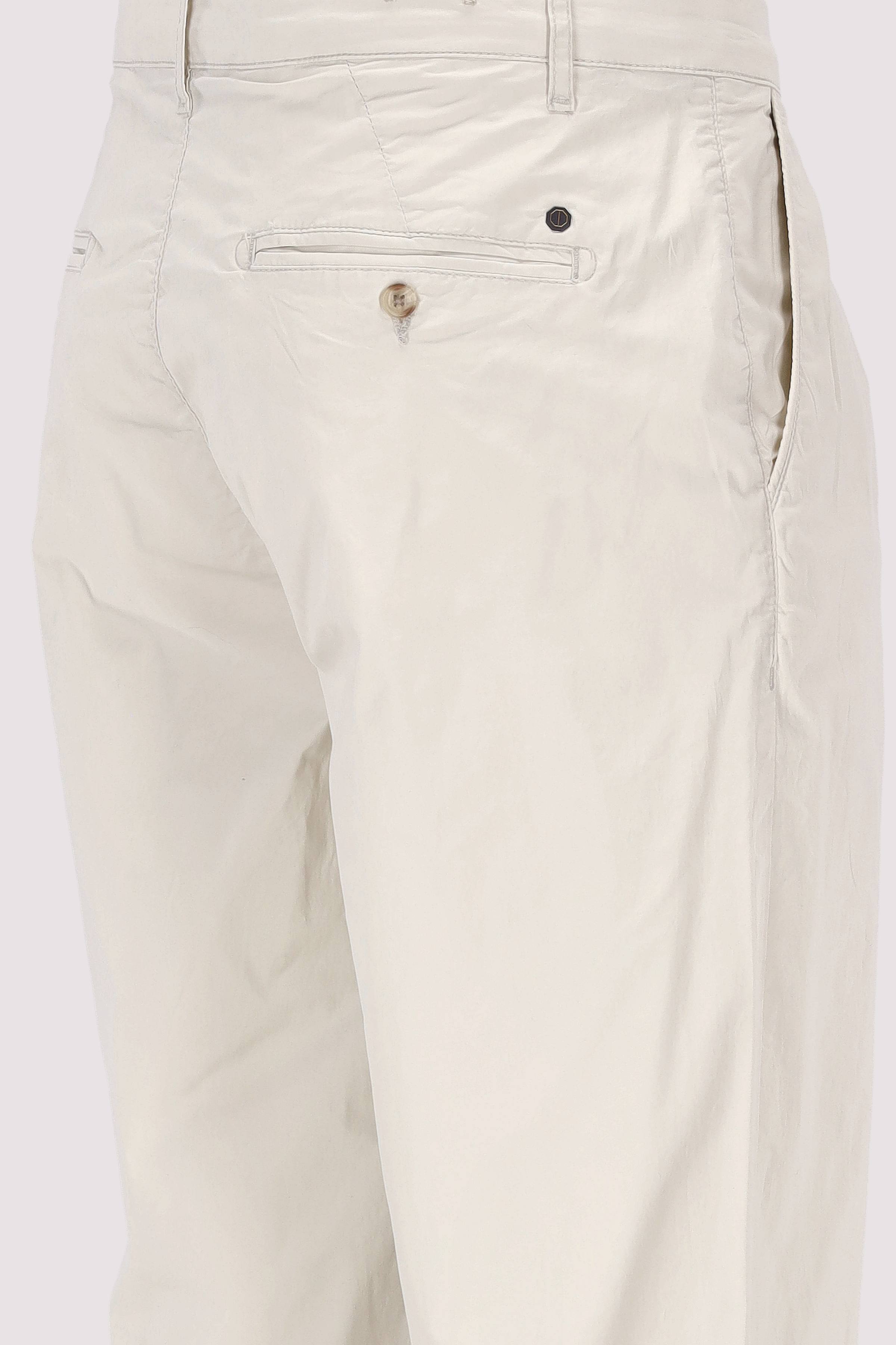 Dstrezzed - Henry Chino Dstrezzed - Henry Chino