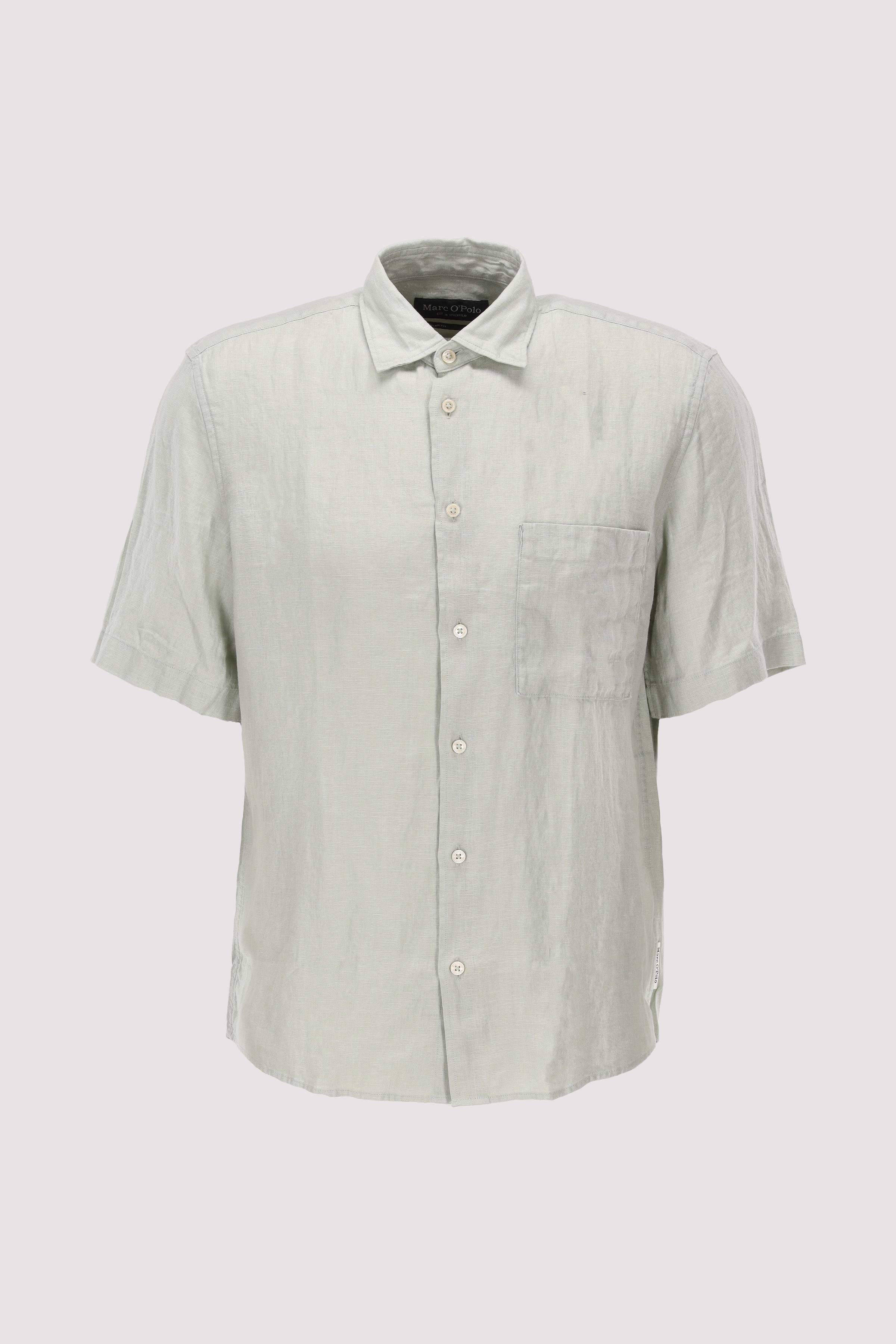 Kent collar, short sleeves, on