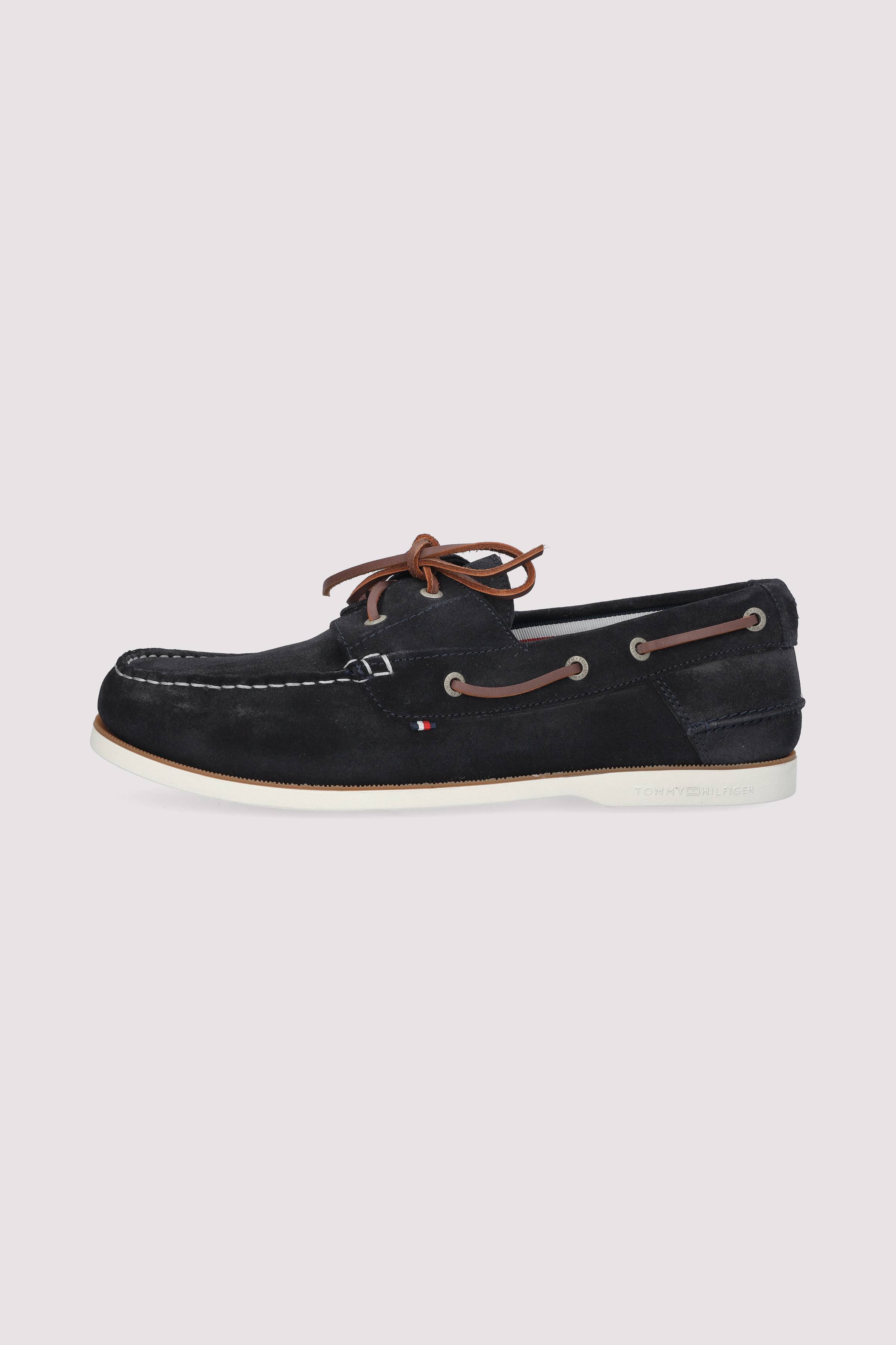 TH BOAT SHOE CORE SUEDE