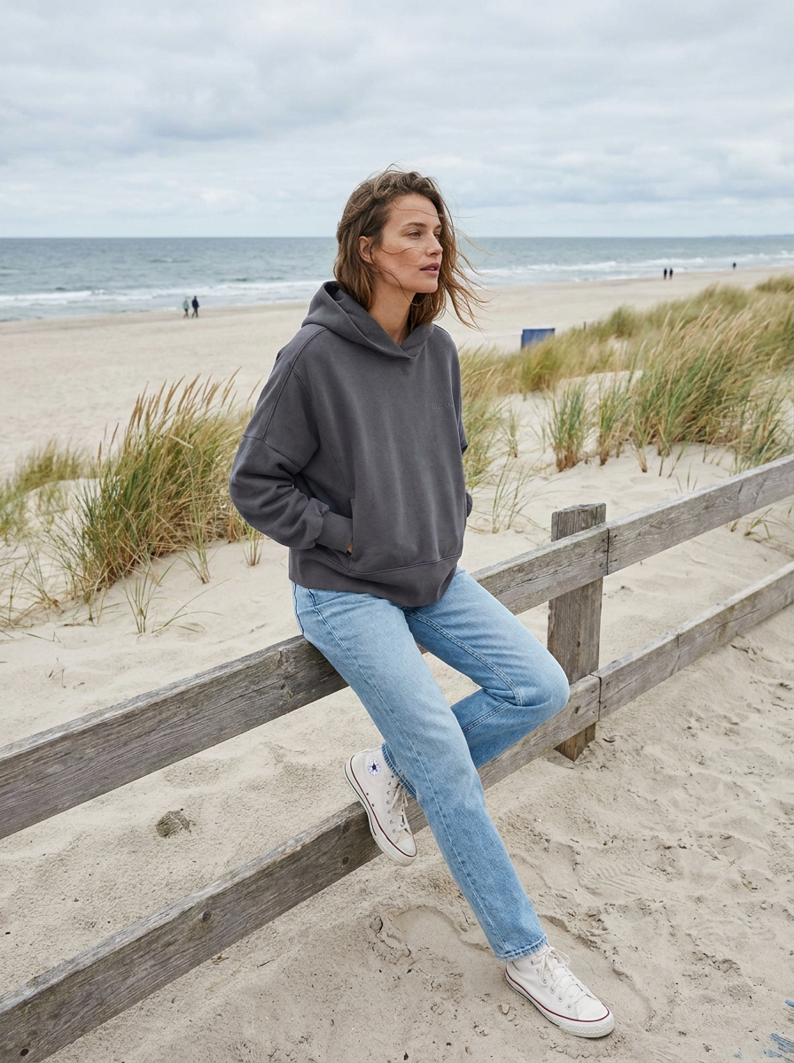 Sweatshirts & Hoodies