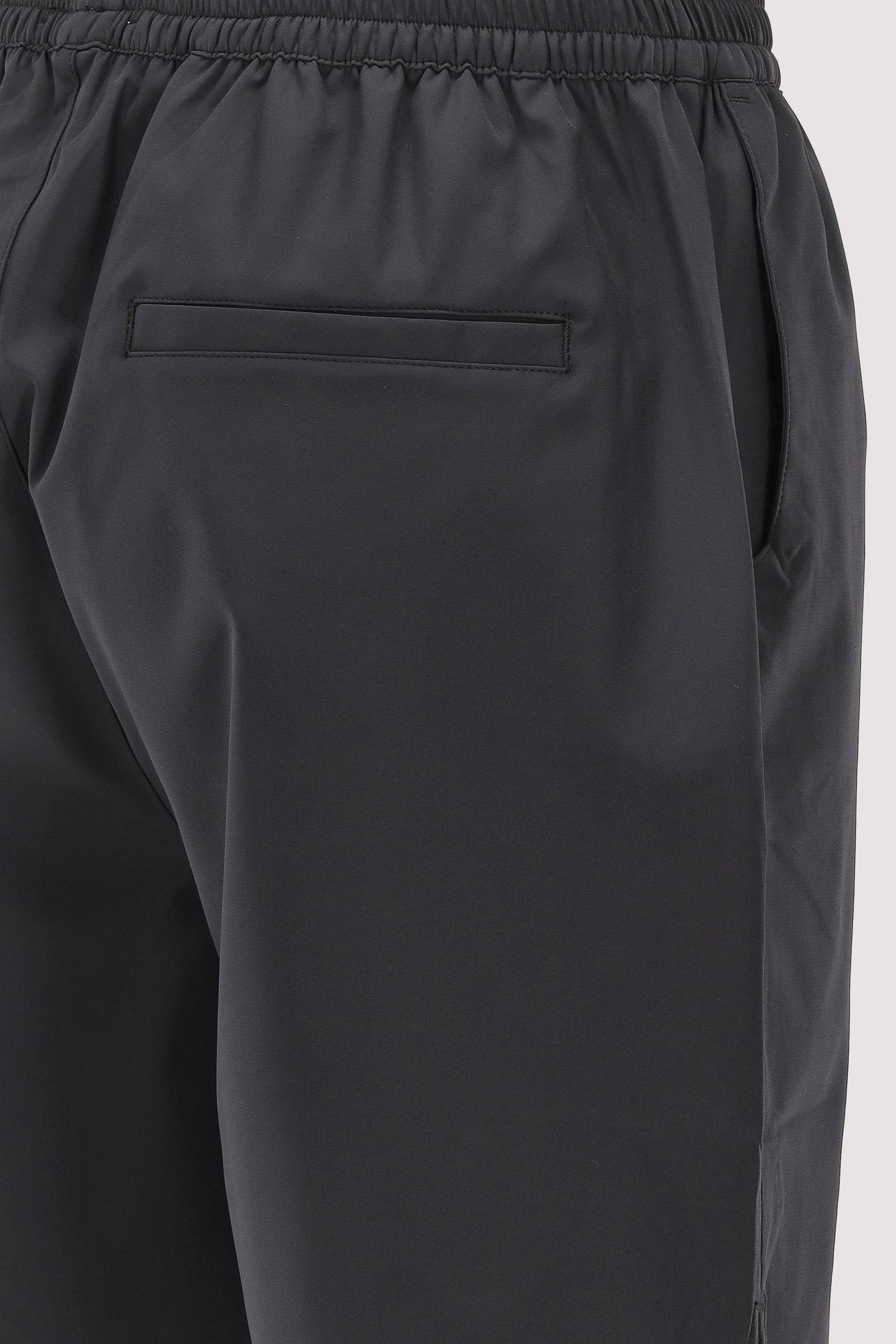 Les Deux - Les Deux Stretch-Shorts in Schwarz