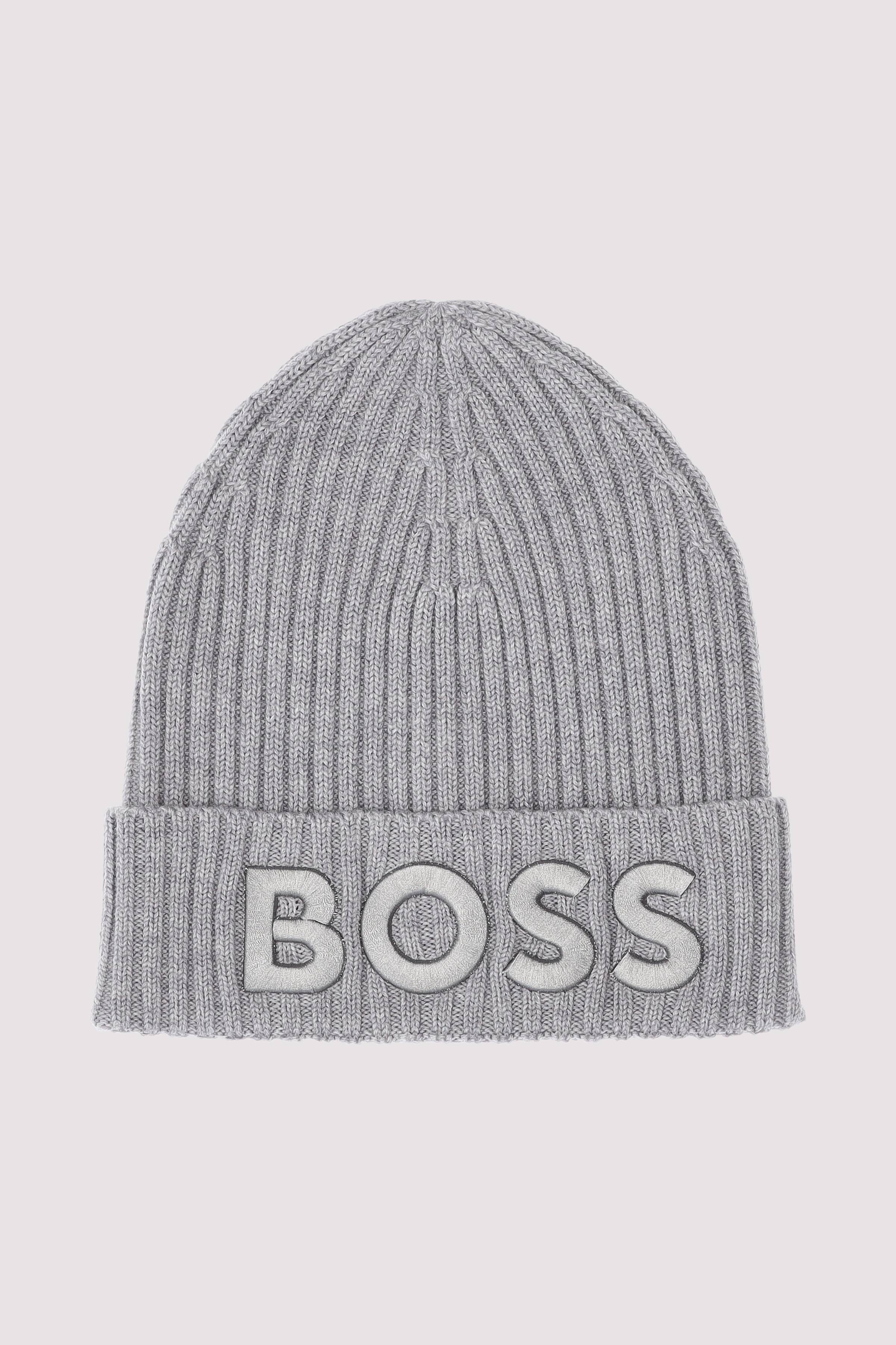 Lara_hat 10251950 01