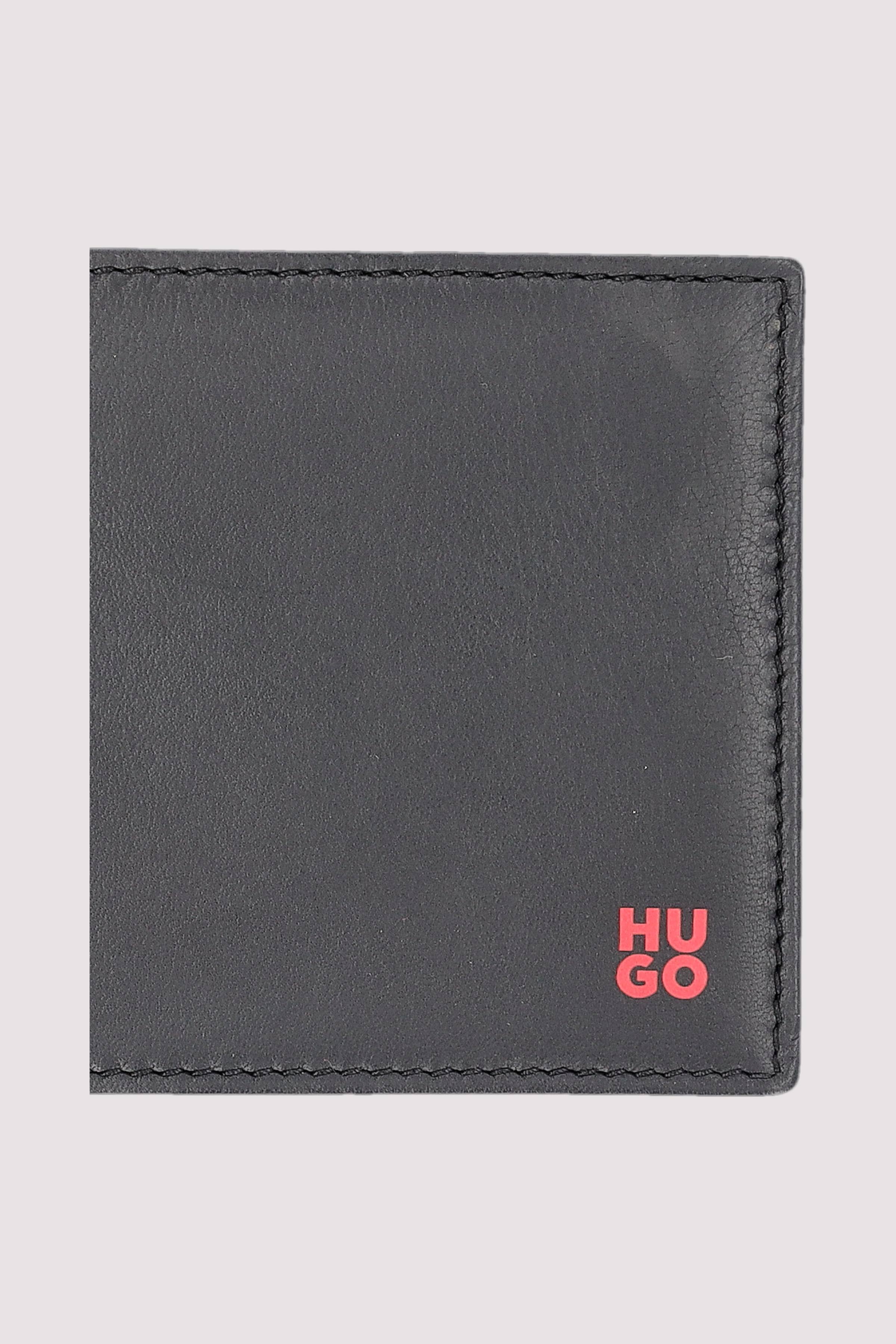 Tibby_Trifold 10259185 01