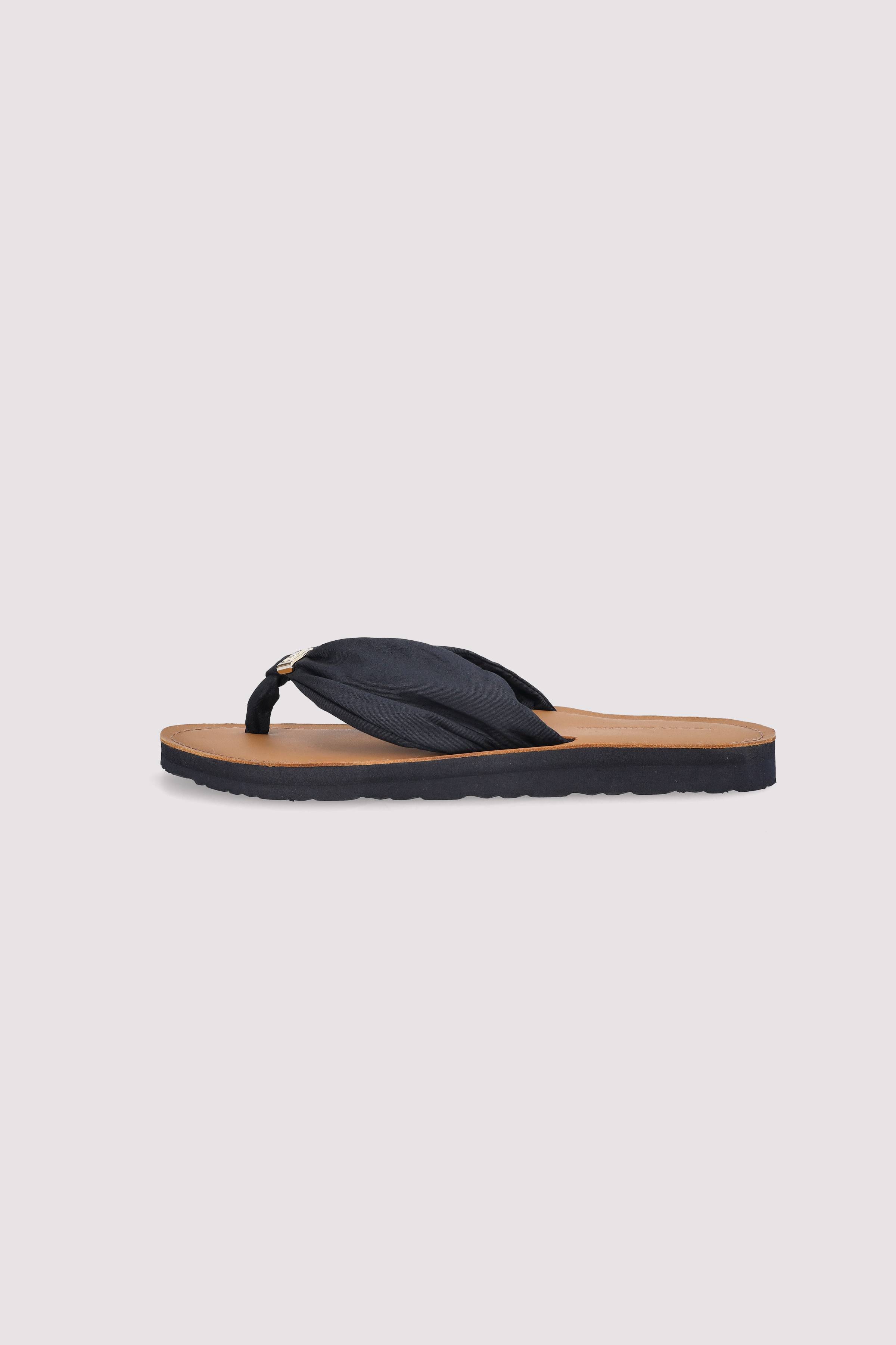 TH ELEVATED BEACH SANDAL