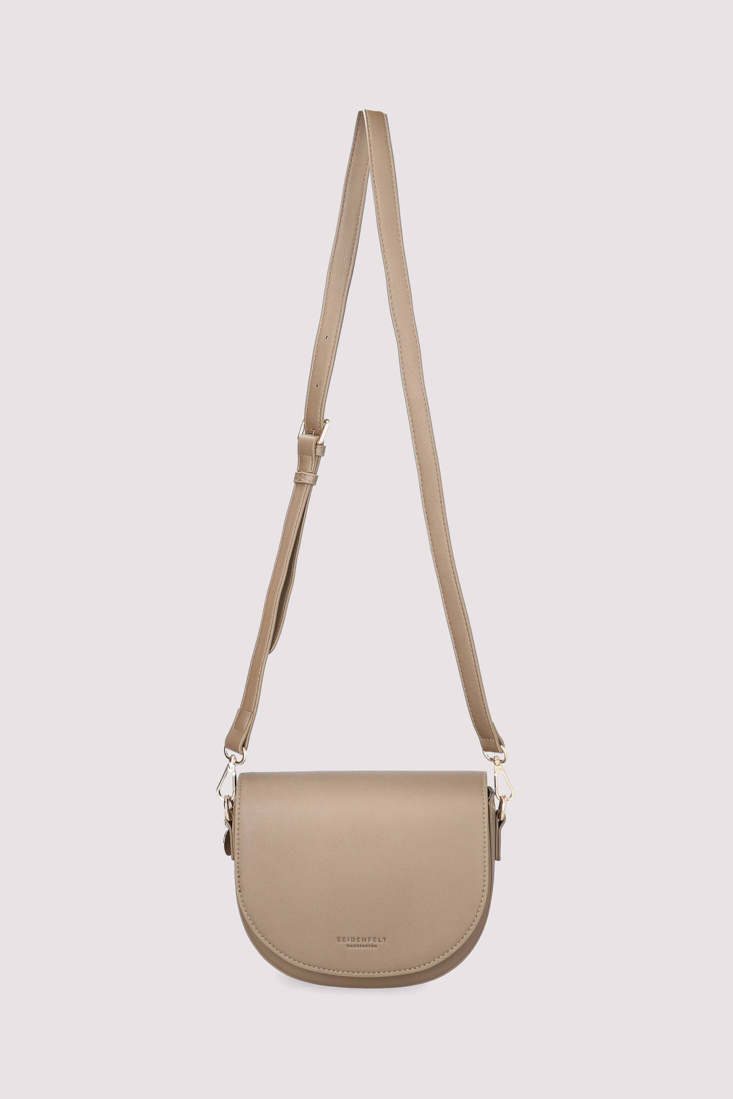 Nelma Saddle
