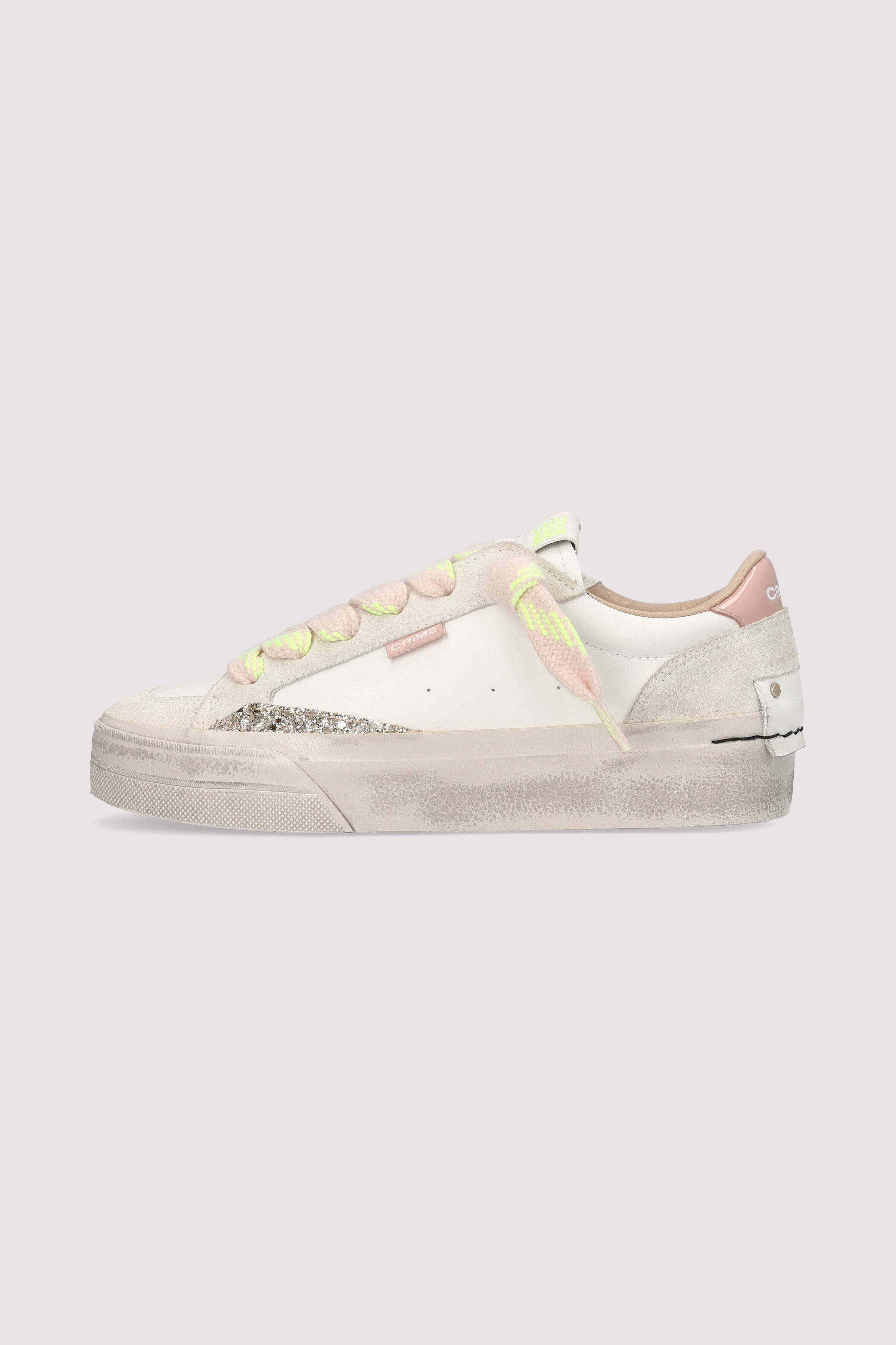Sneaker