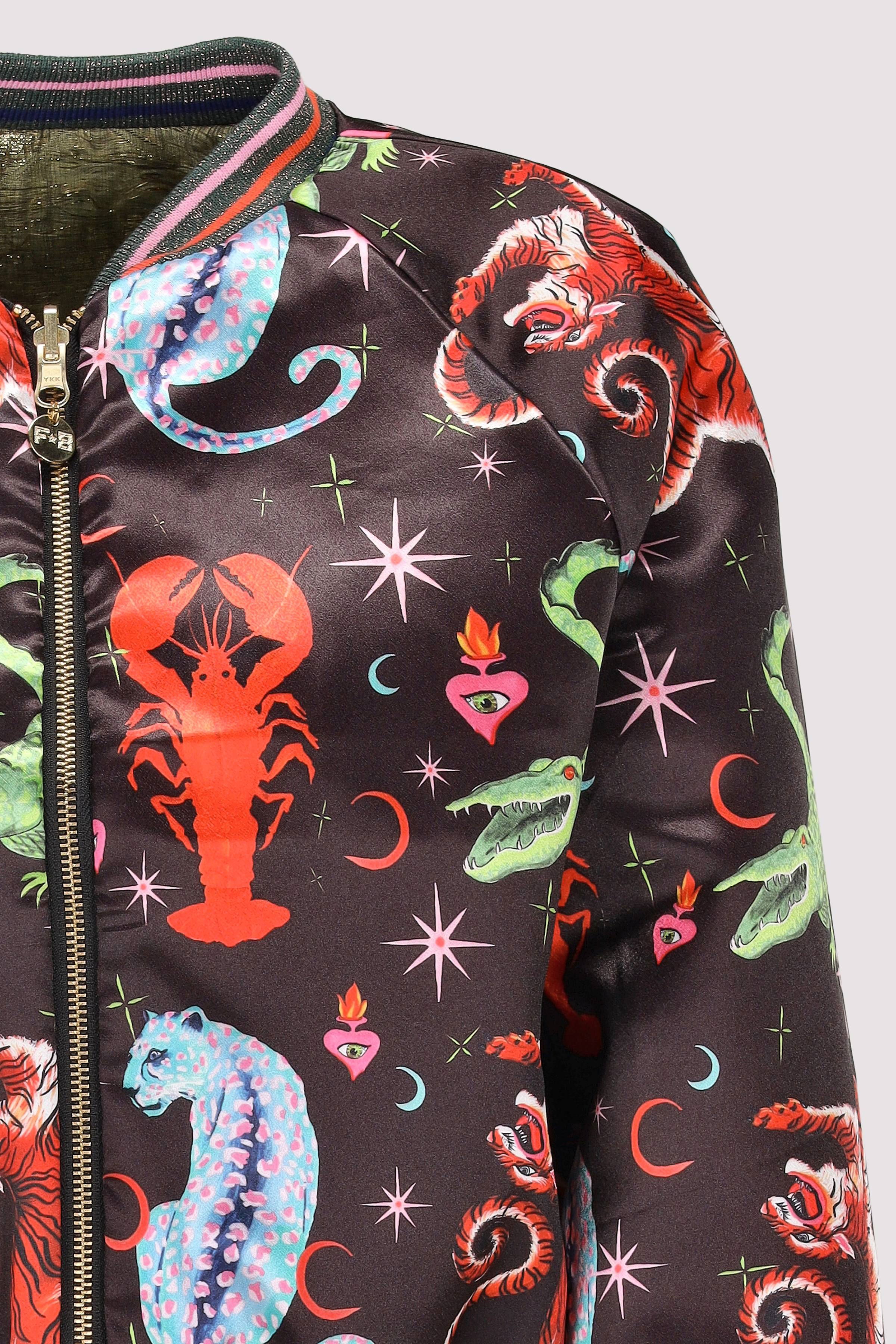 F8 - Lady Crop Bomber