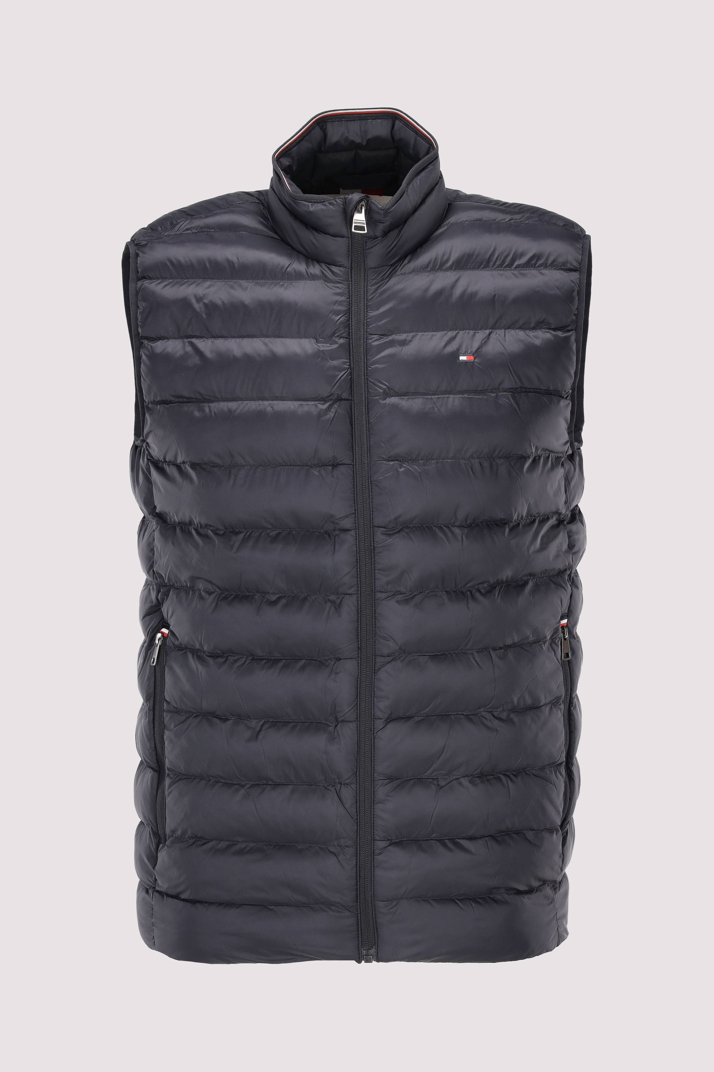 CORE PACKABLE RECYCLED VEST