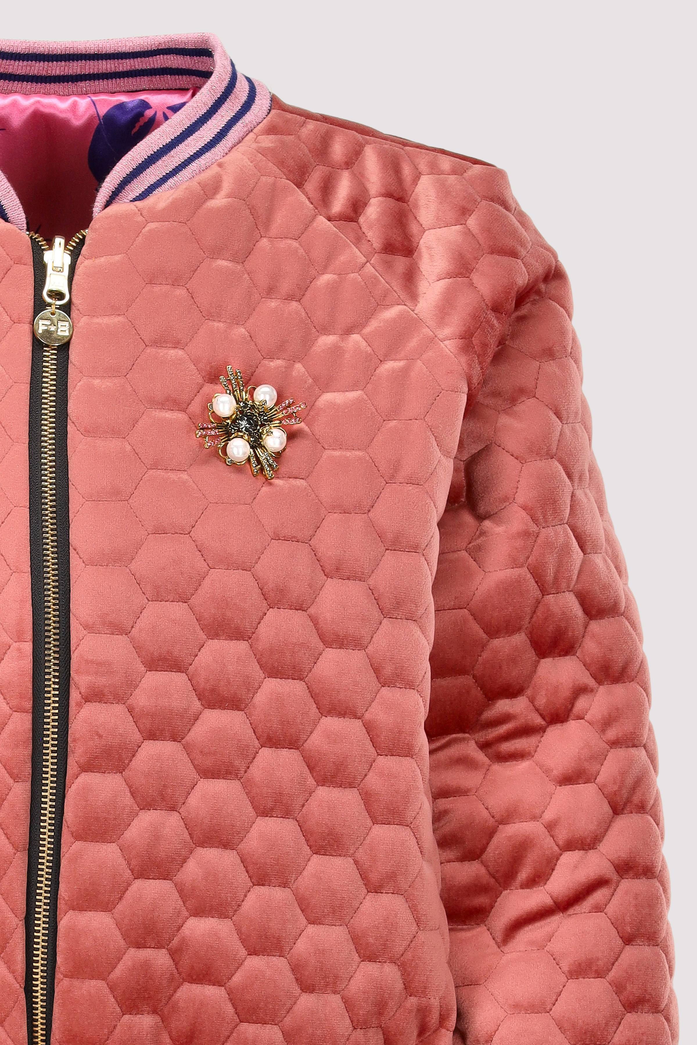 F8 - Lady Crop Bomber