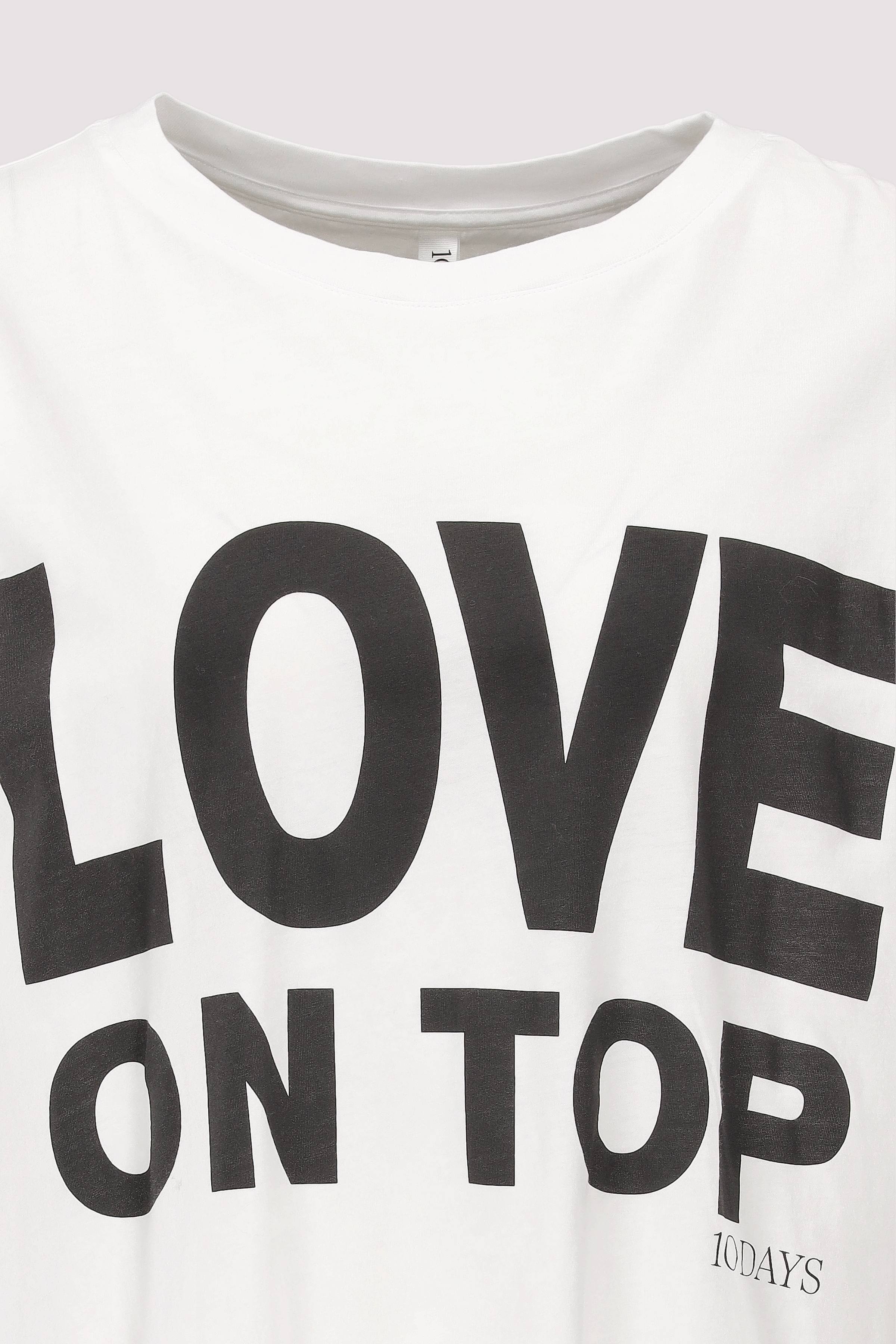 10Days - Love Tee