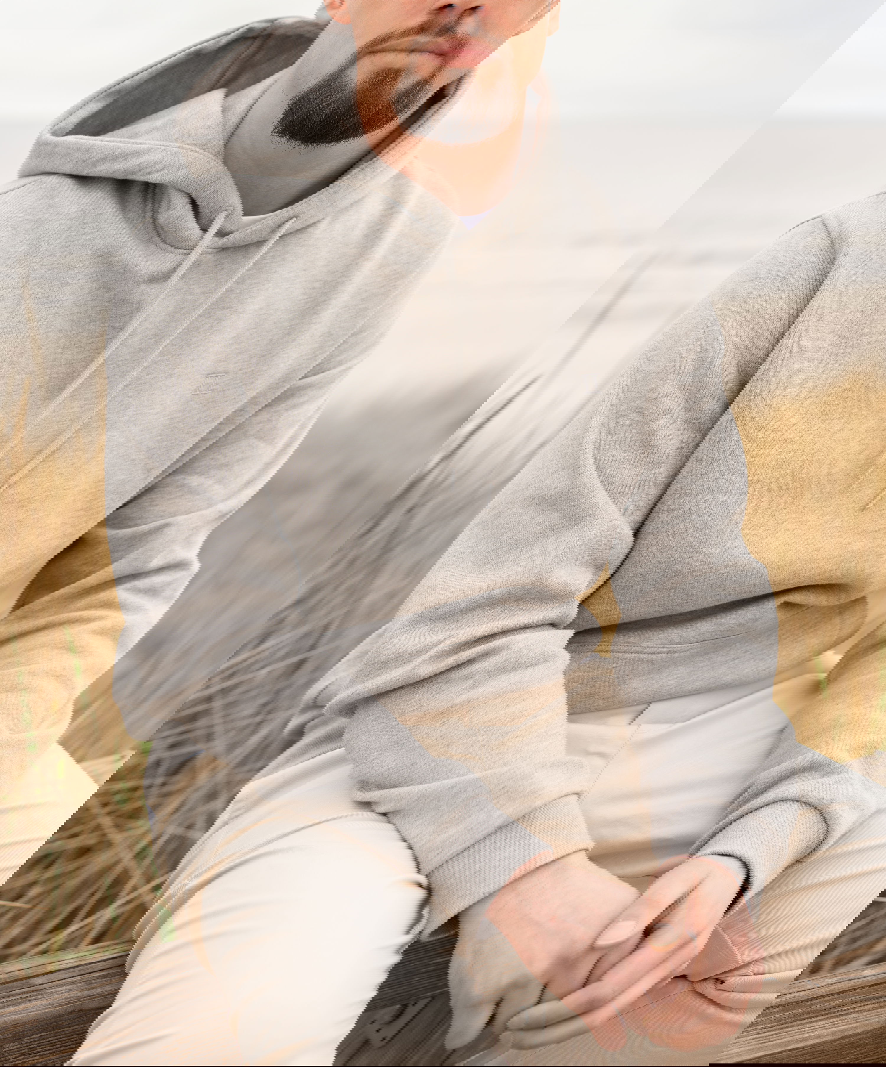 Sweatshirts & Hoodies