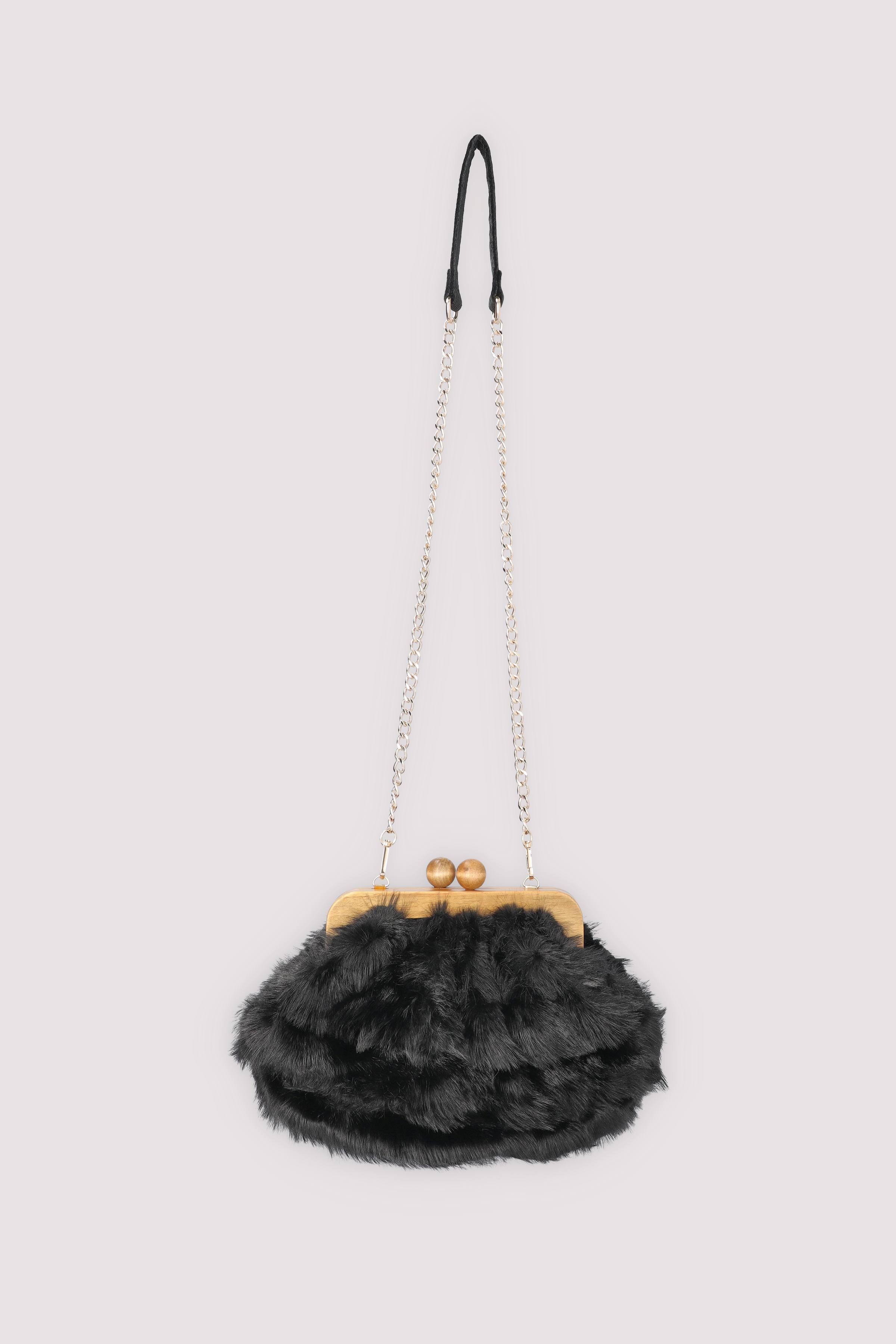 Schwarze Damen-Clutch, zeitlos elegant