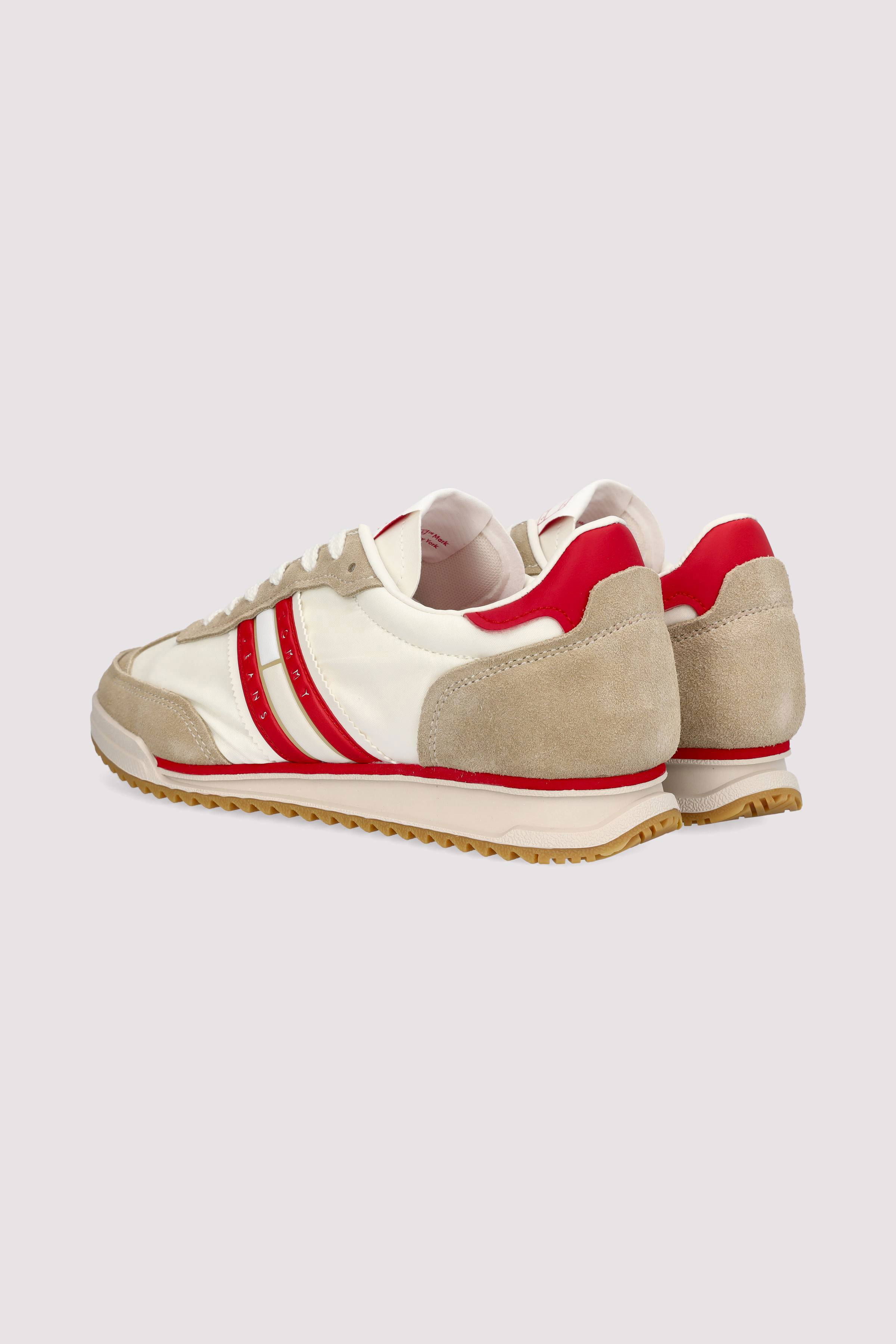 Tommy Hilfiger - TJW RETRO RUNNER CLEATED Tommy Hilfiger - TJW RETRO RUNNER CLEATED