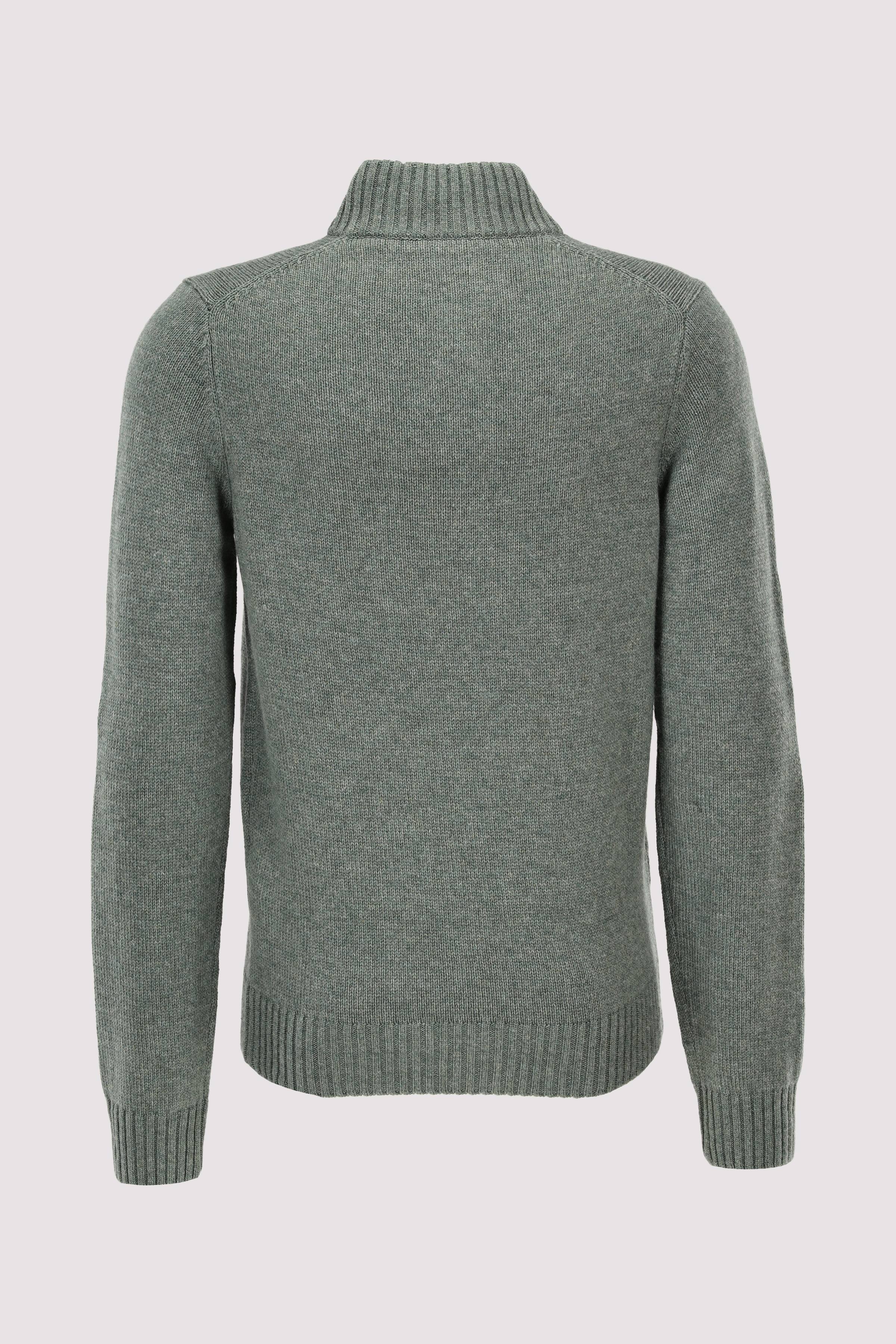 PULLOVER BUTTON COLLAR