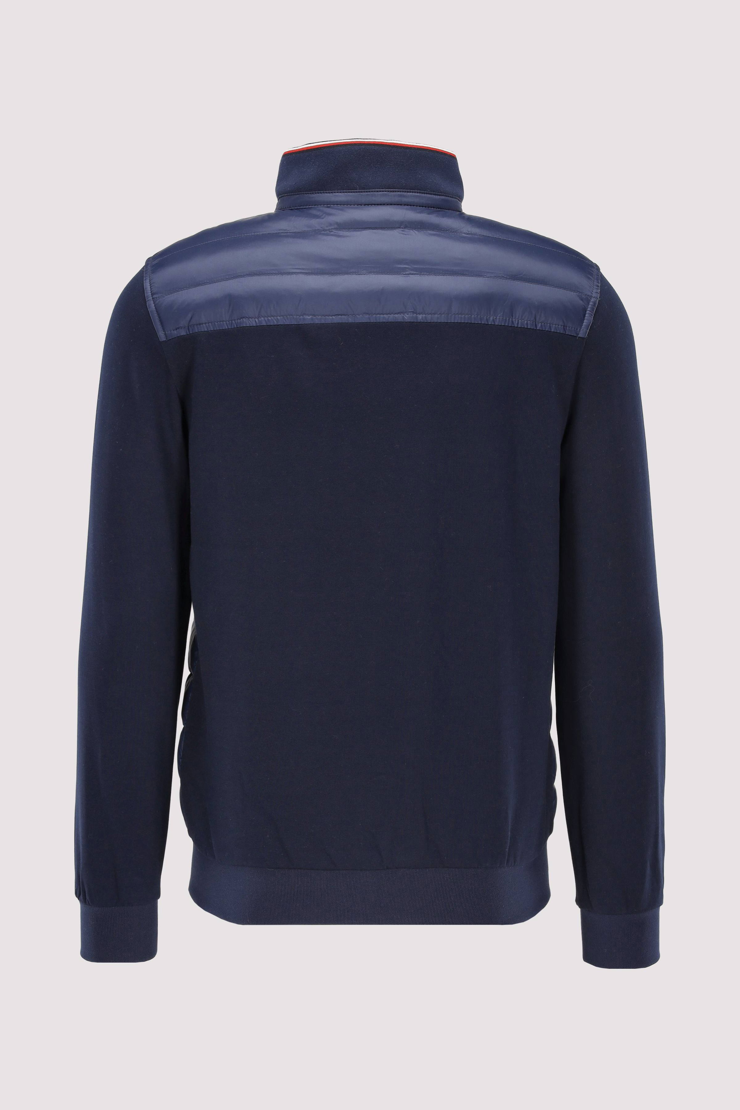 MIX MEDIA ESS RWB STAND COLLAR