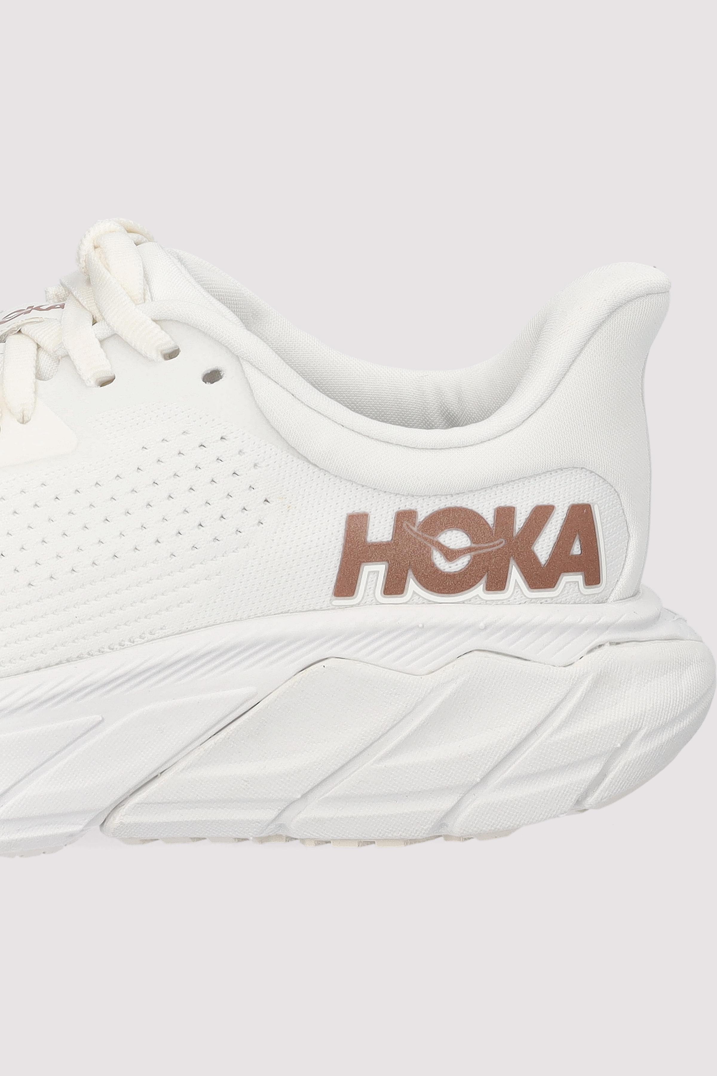 Hoka - W Arahi 7