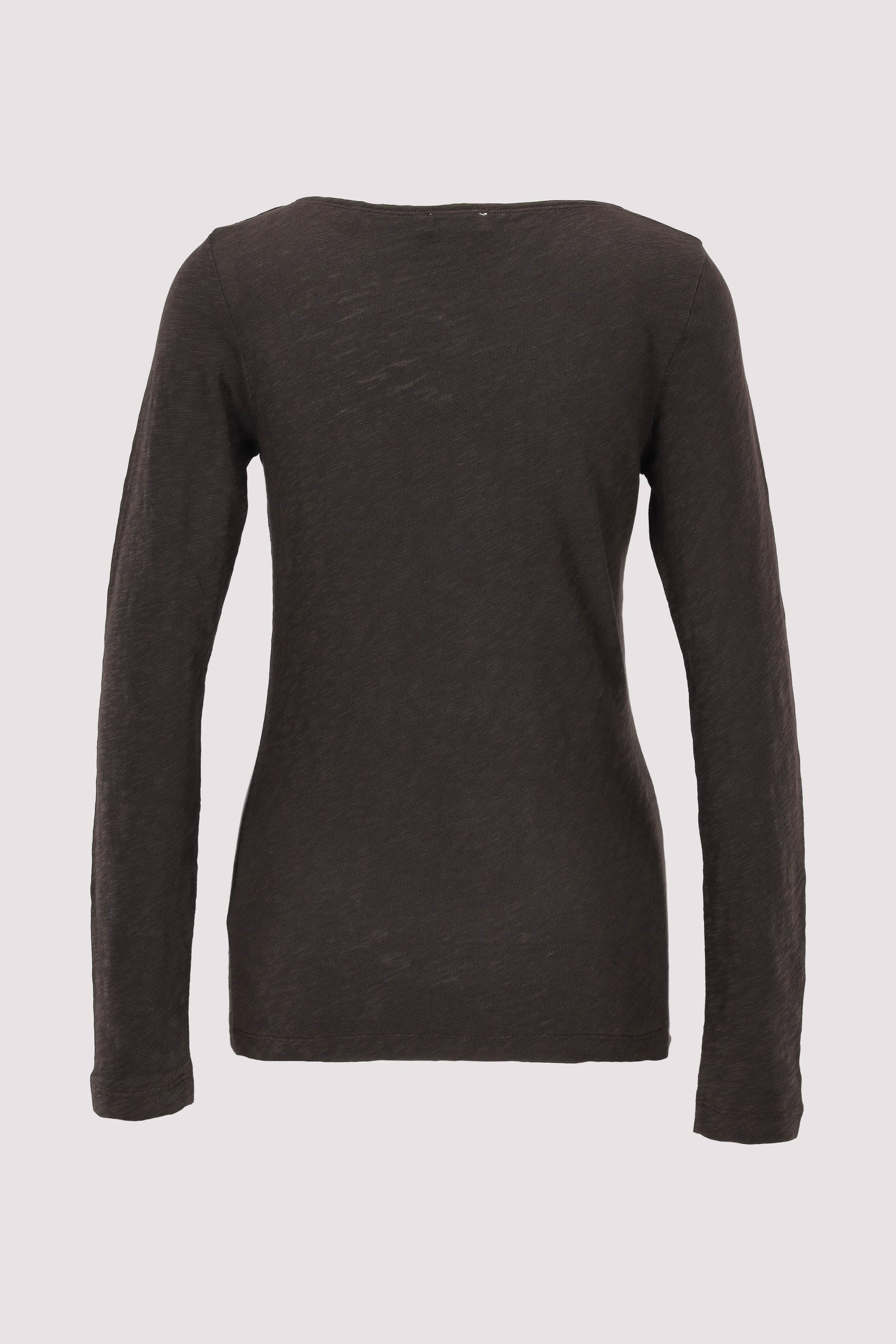 T-shirt, long sleeve, boat nec