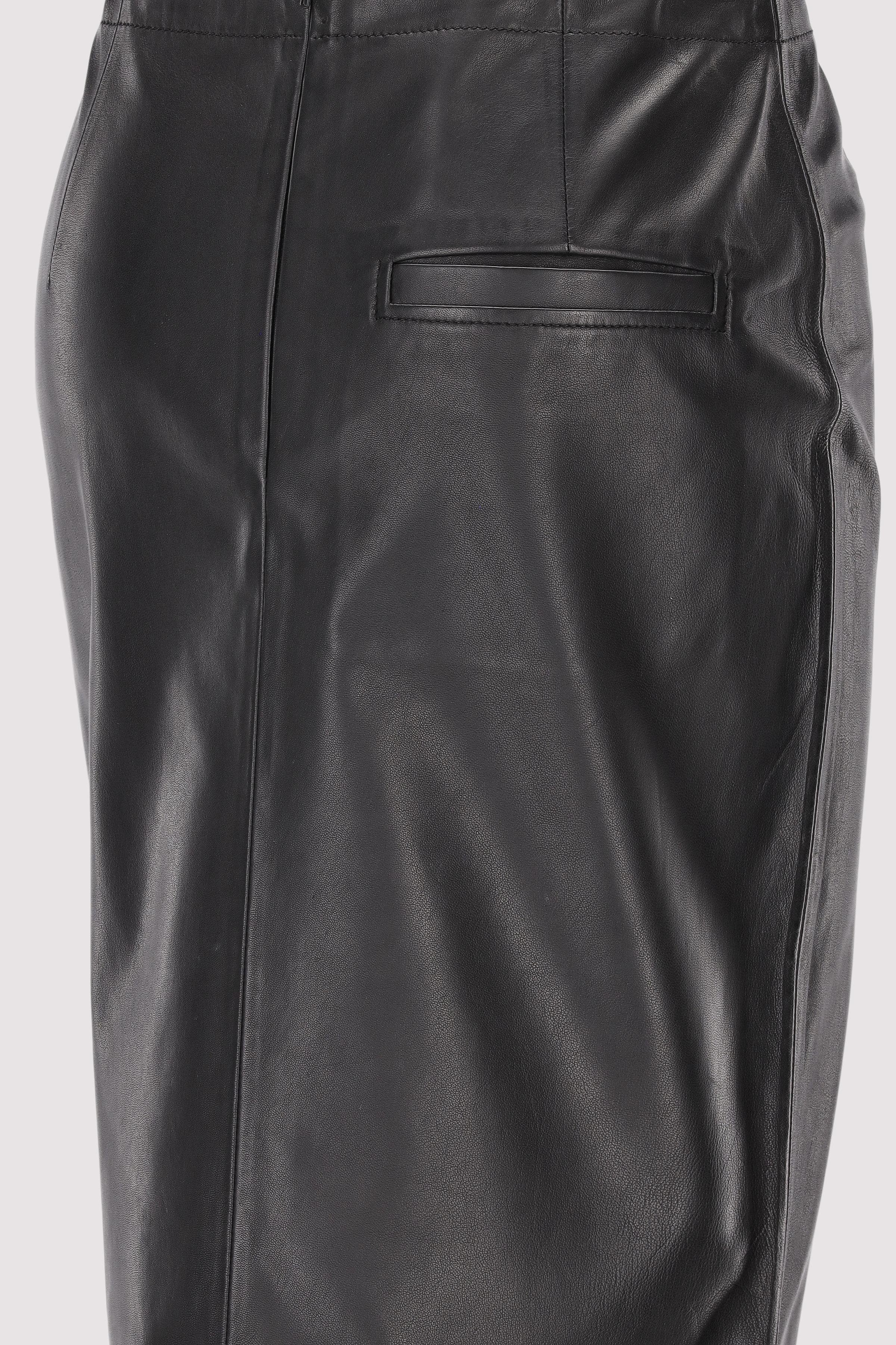 Marc O´Polo International - Leather pencil skirt, front sl