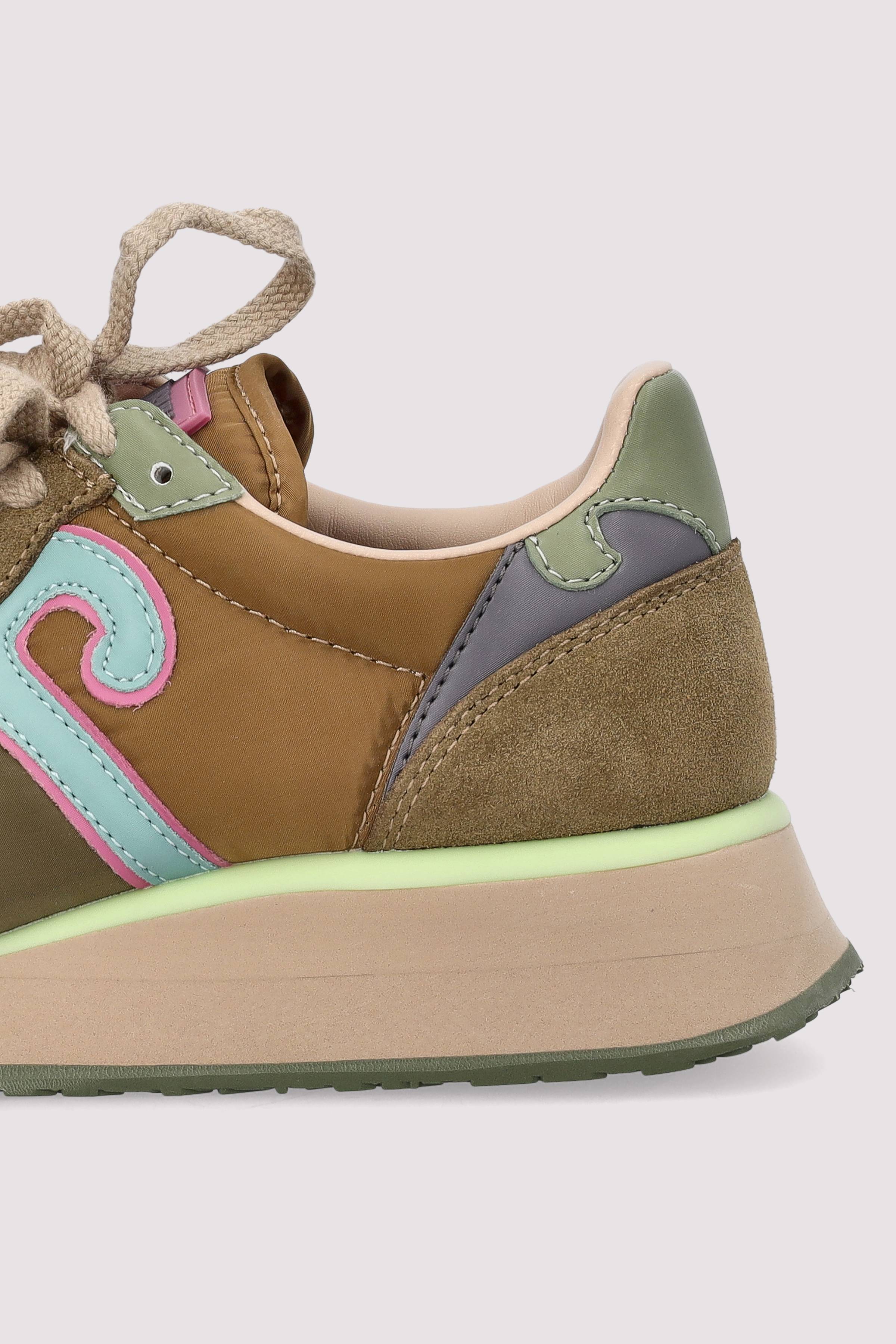 Sneaker Art Master
