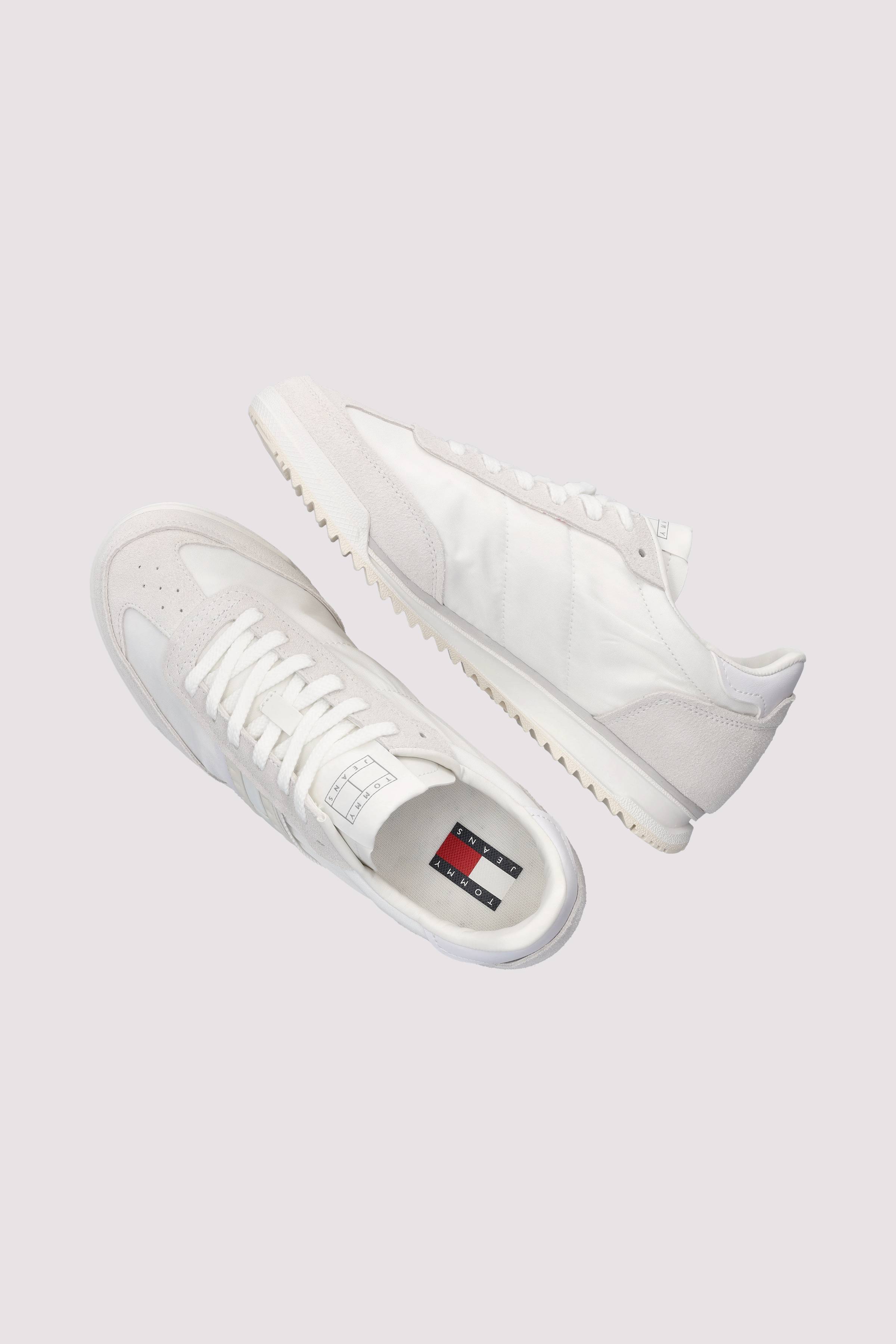 Tommy Hilfiger - TJW RETRO RUNNER CLEATED Tommy Hilfiger - TJW RETRO RUNNER CLEATED