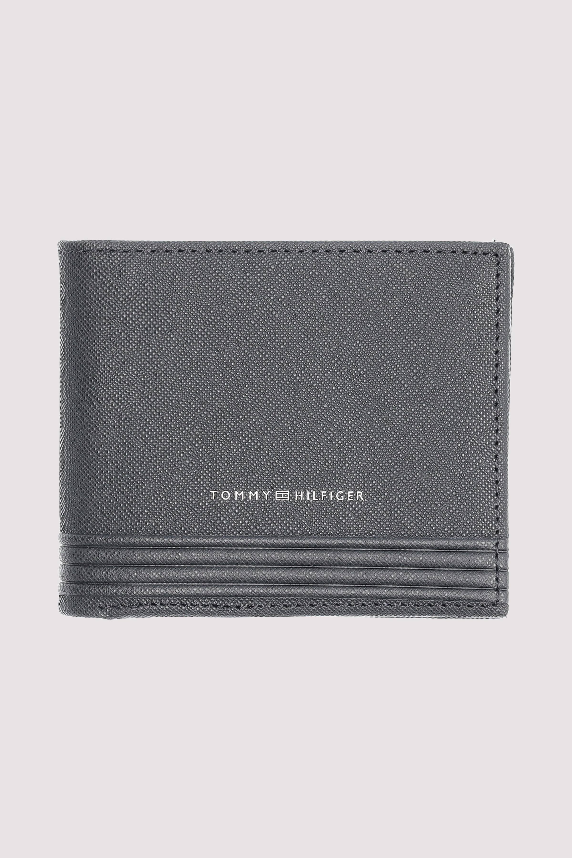 TH BUSINESS CC AND COIN