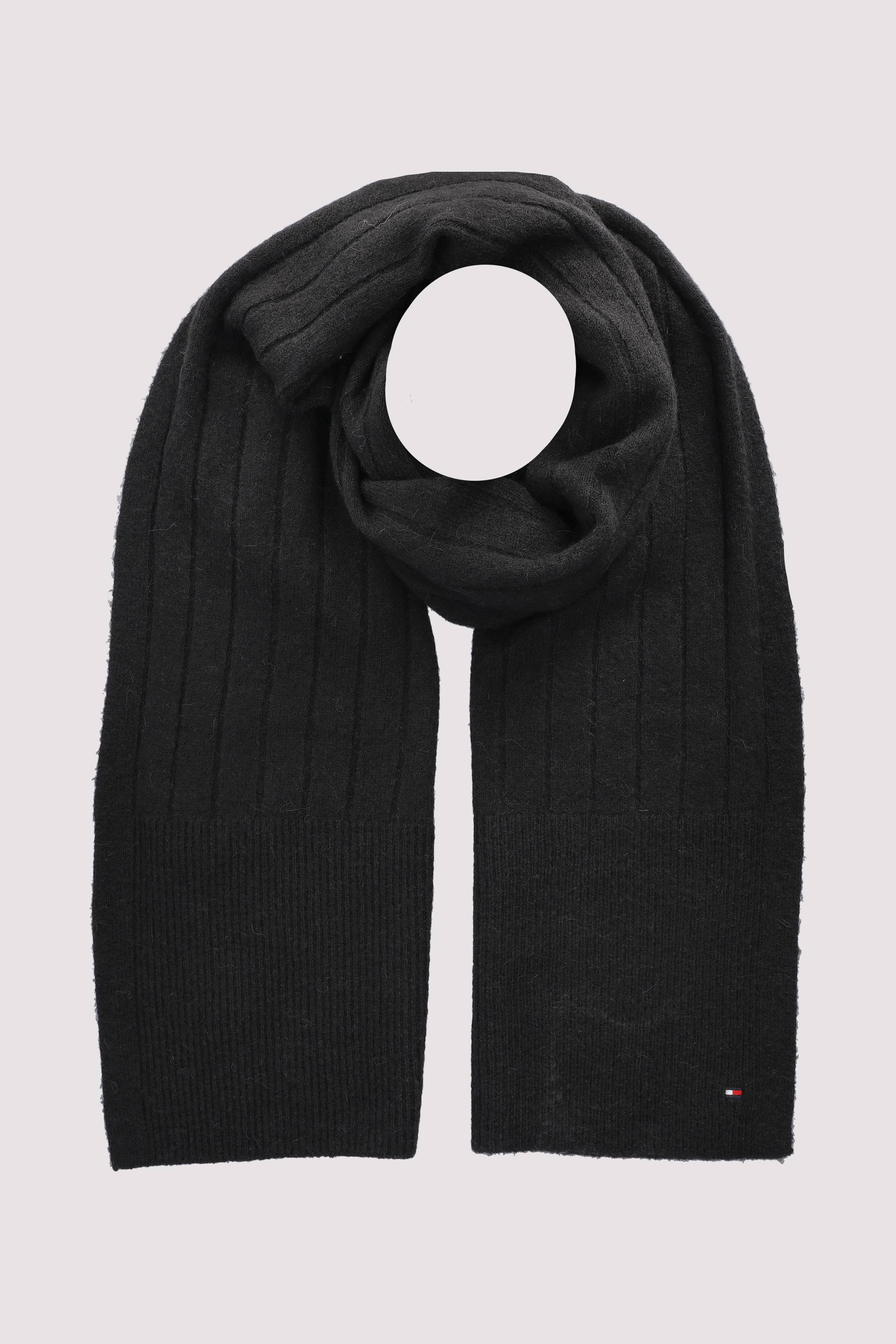 TH FLAG FLUFFY SCARF