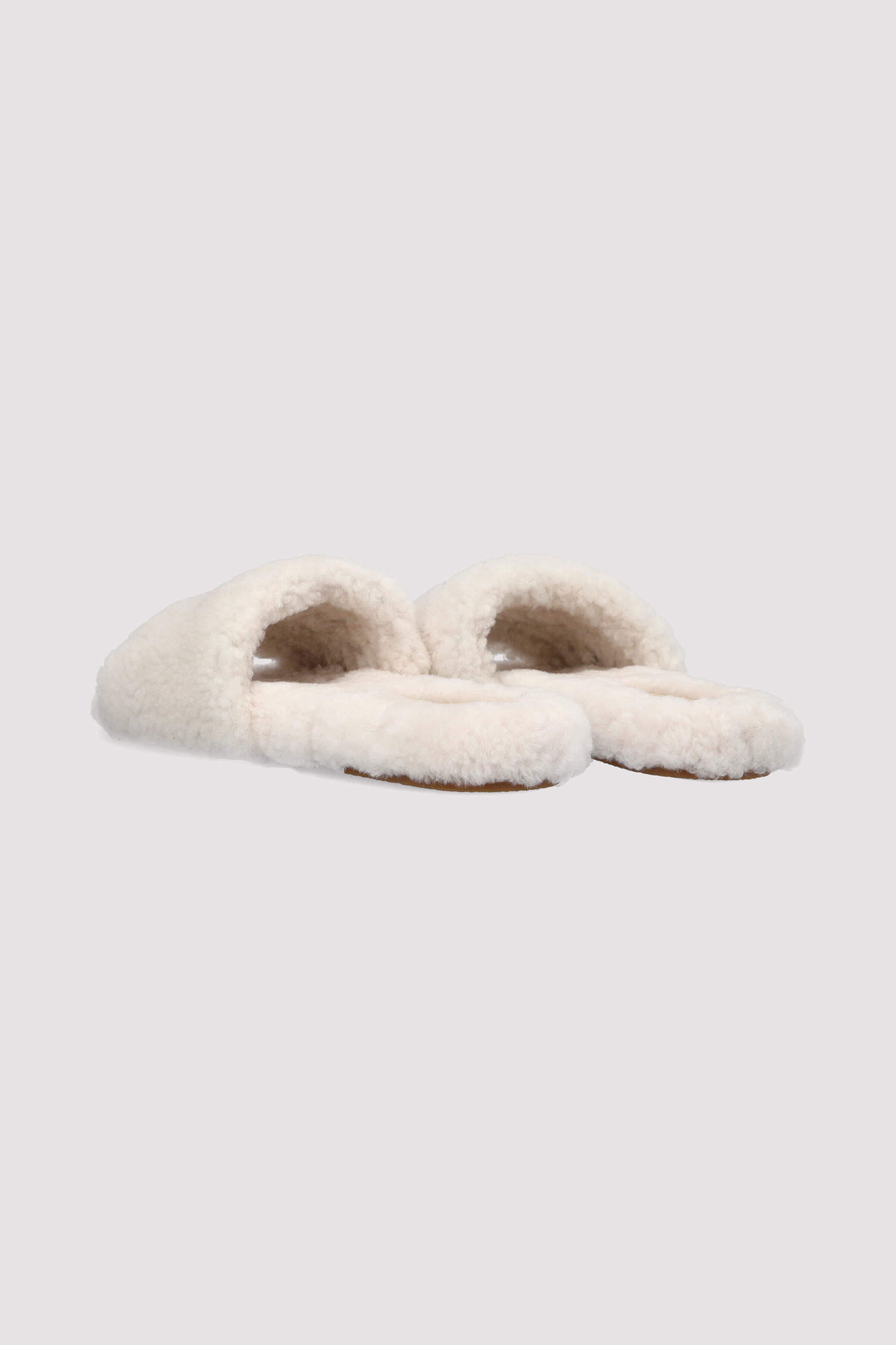 Lovelies - Sandal Yu Shan Lovelies - Sandal Yu Shan