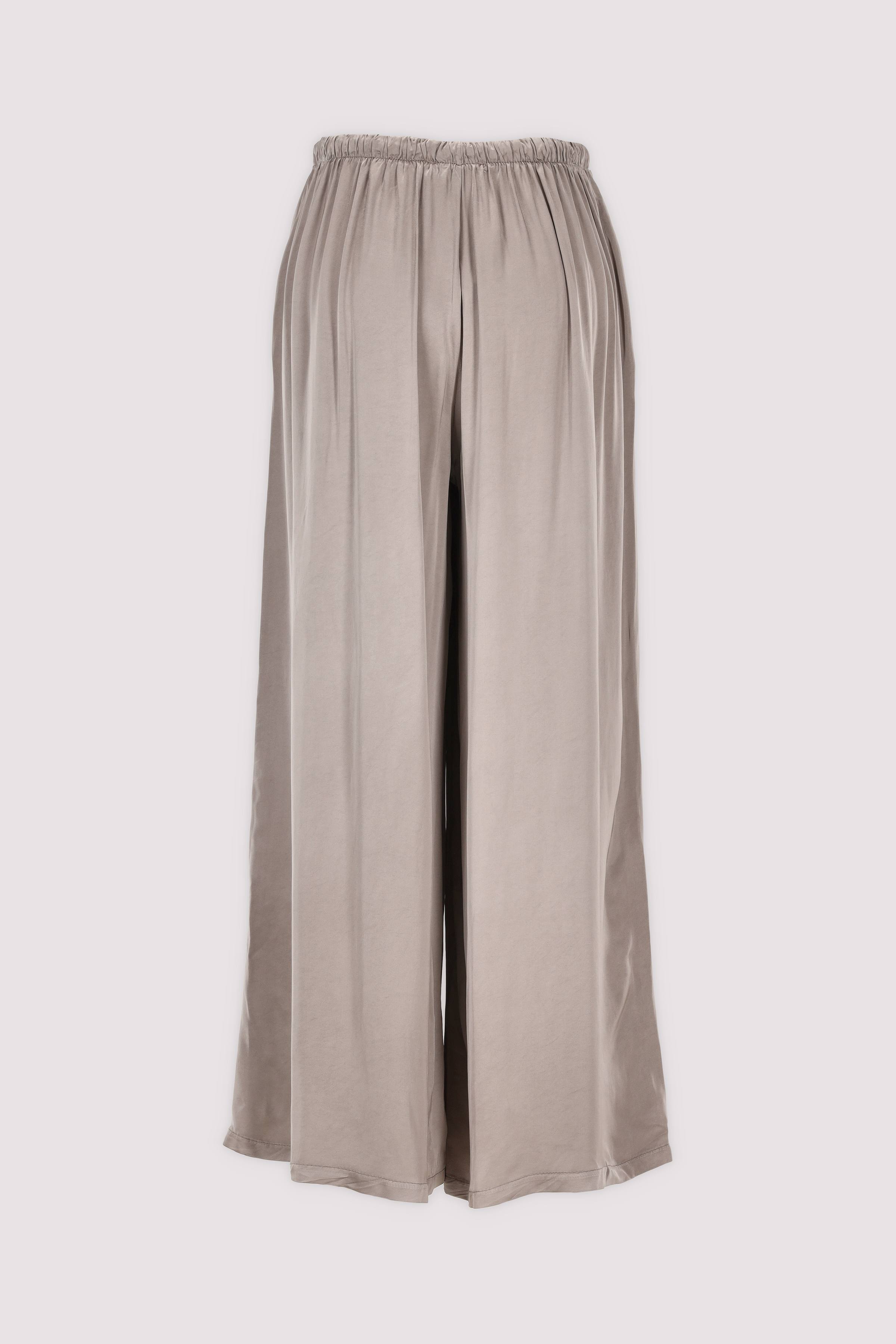 Satin Hose weit