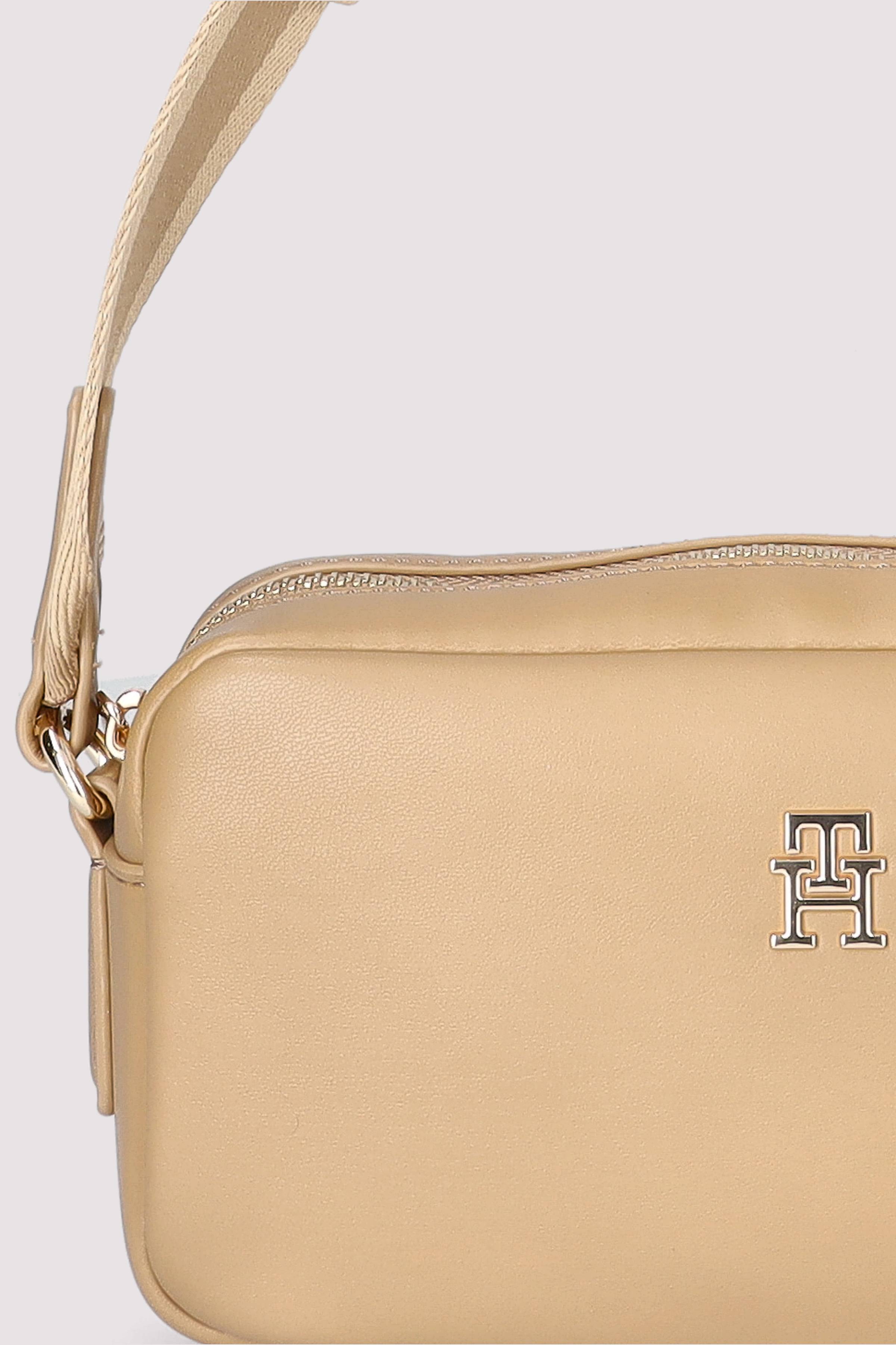 TH ESSENTIAL CAMERA BAG