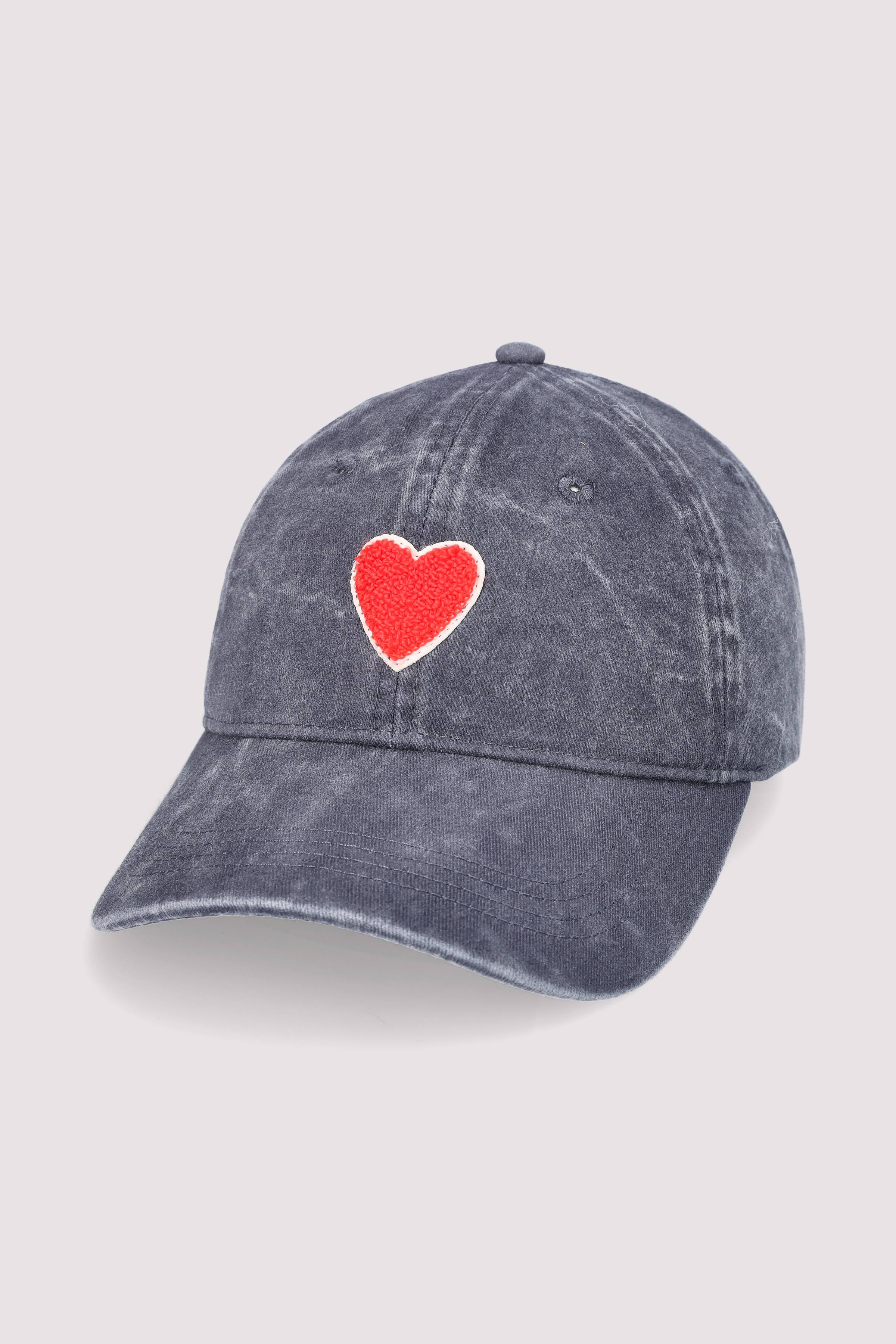 Cap Kobe Heart