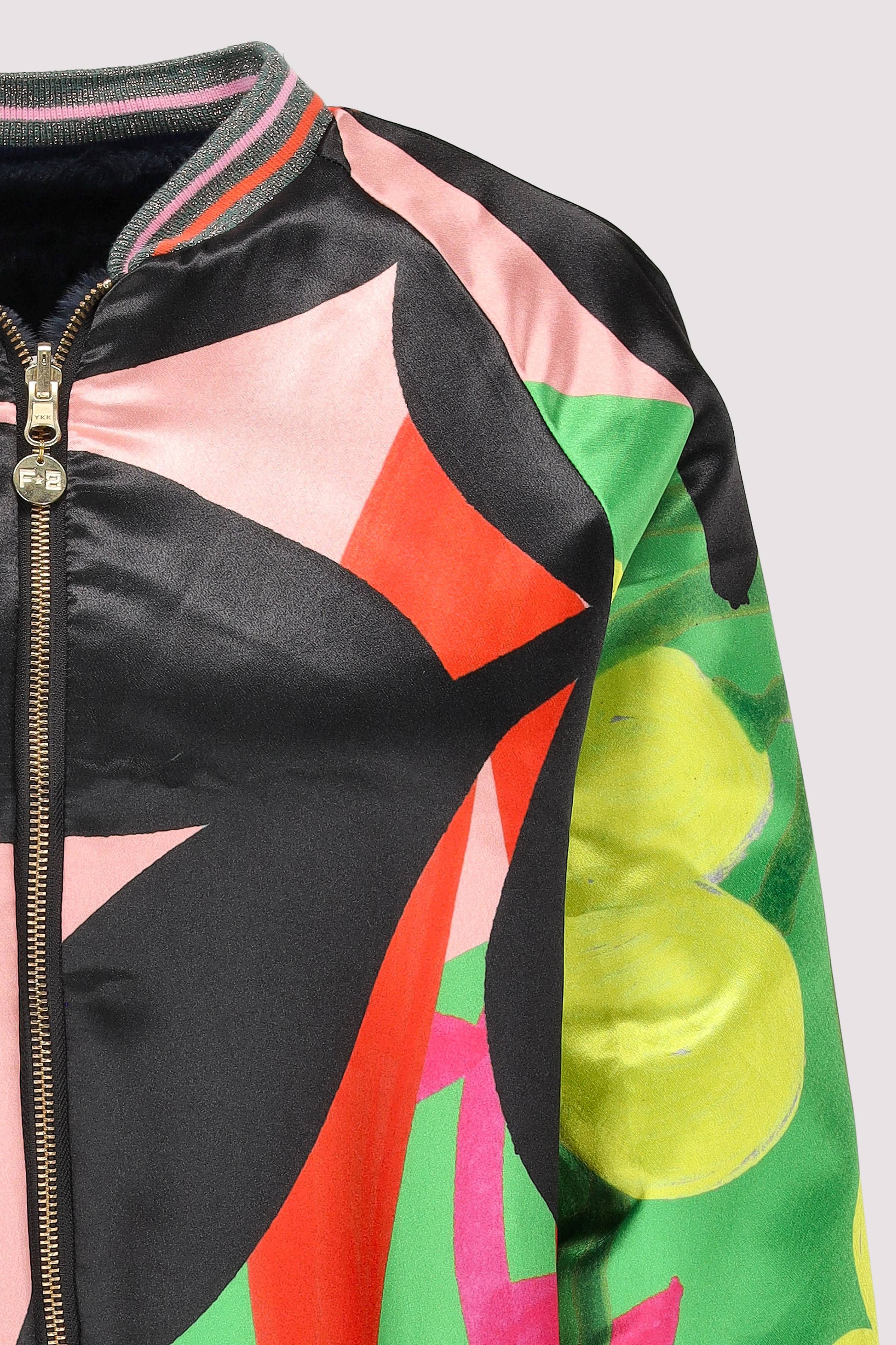 F8 - Lady Crop Bomber