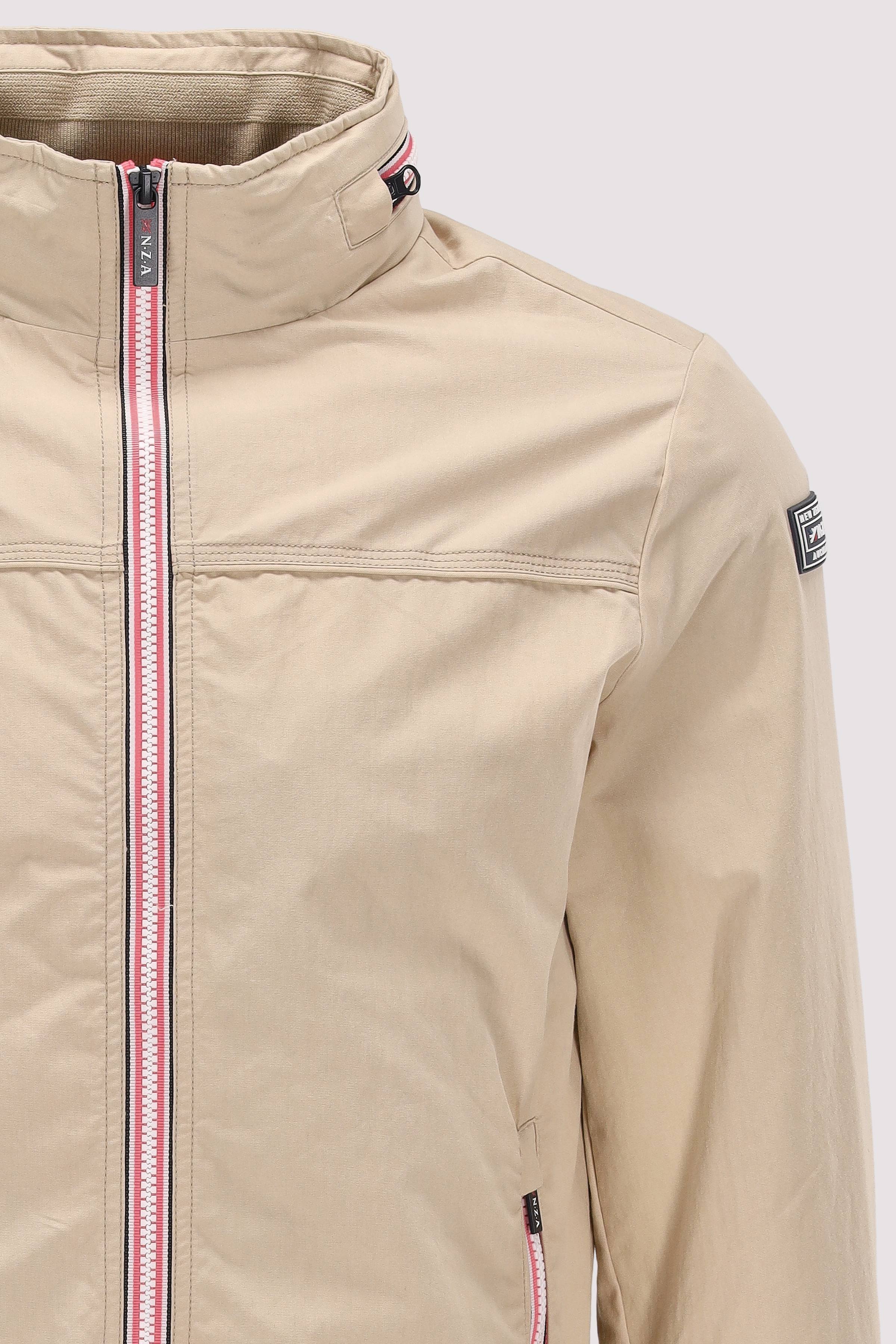 New Zealand Auckland - 26BN809