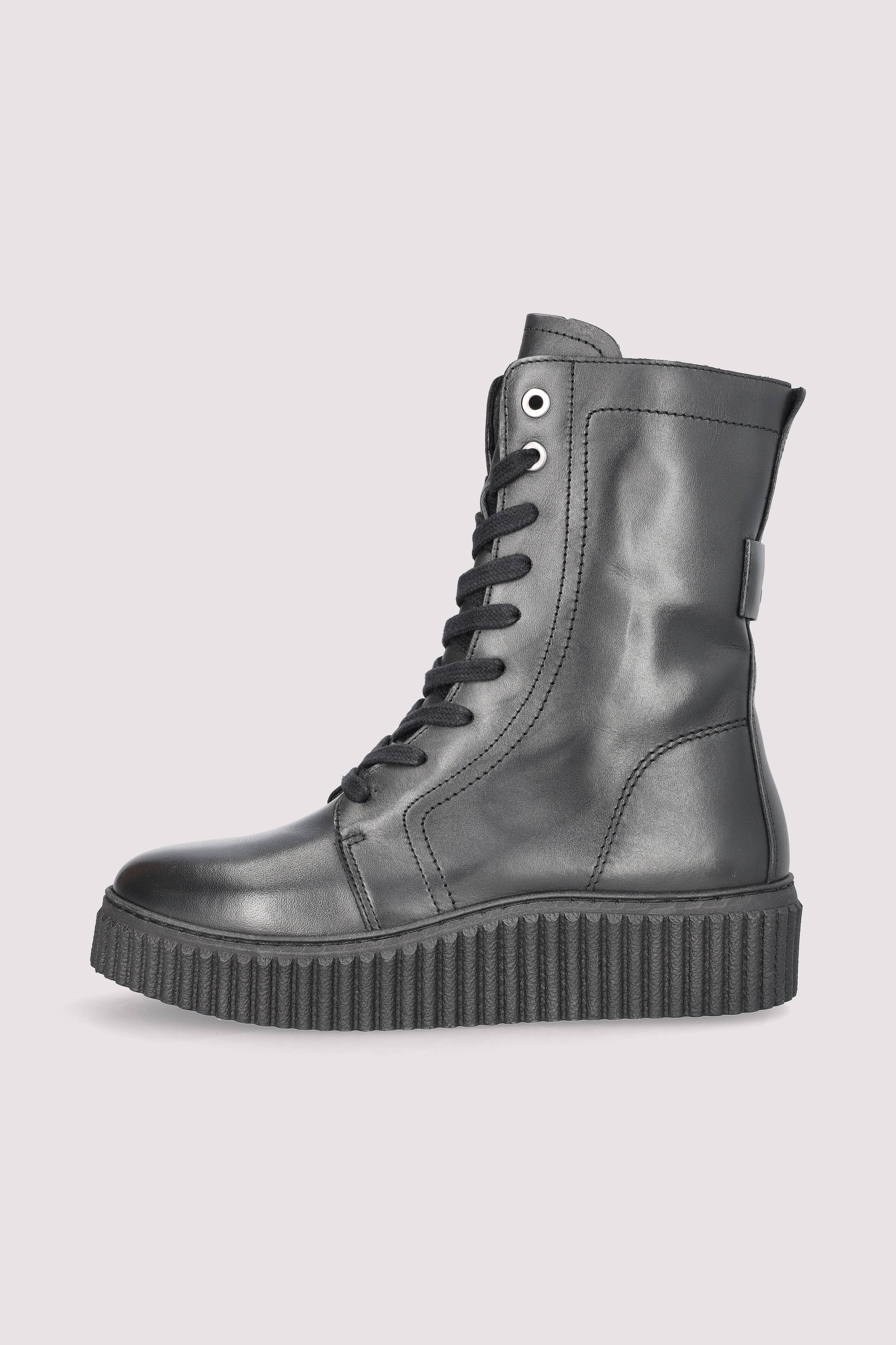 Lace up Bootie