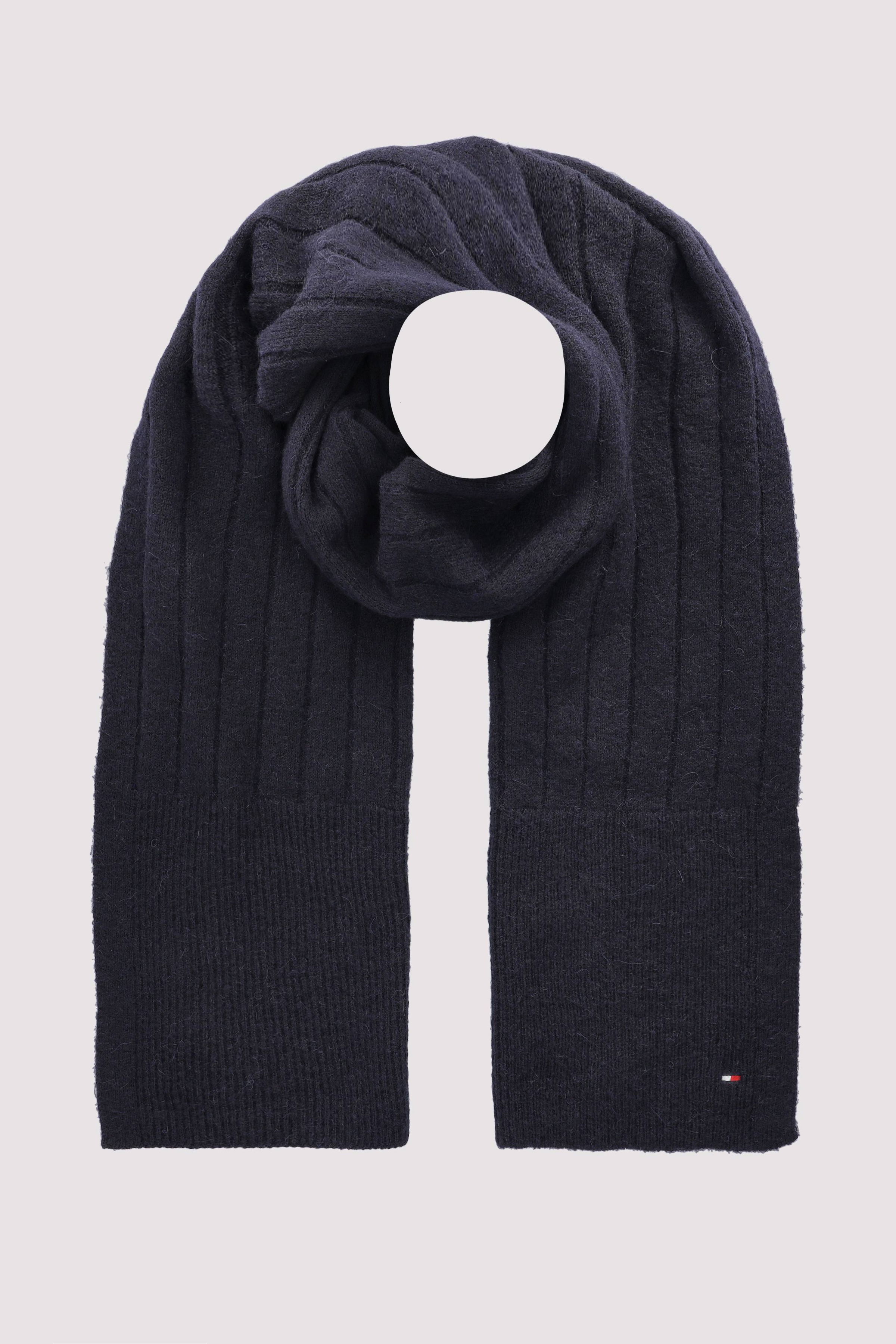 TH FLAG FLUFFY SCARF