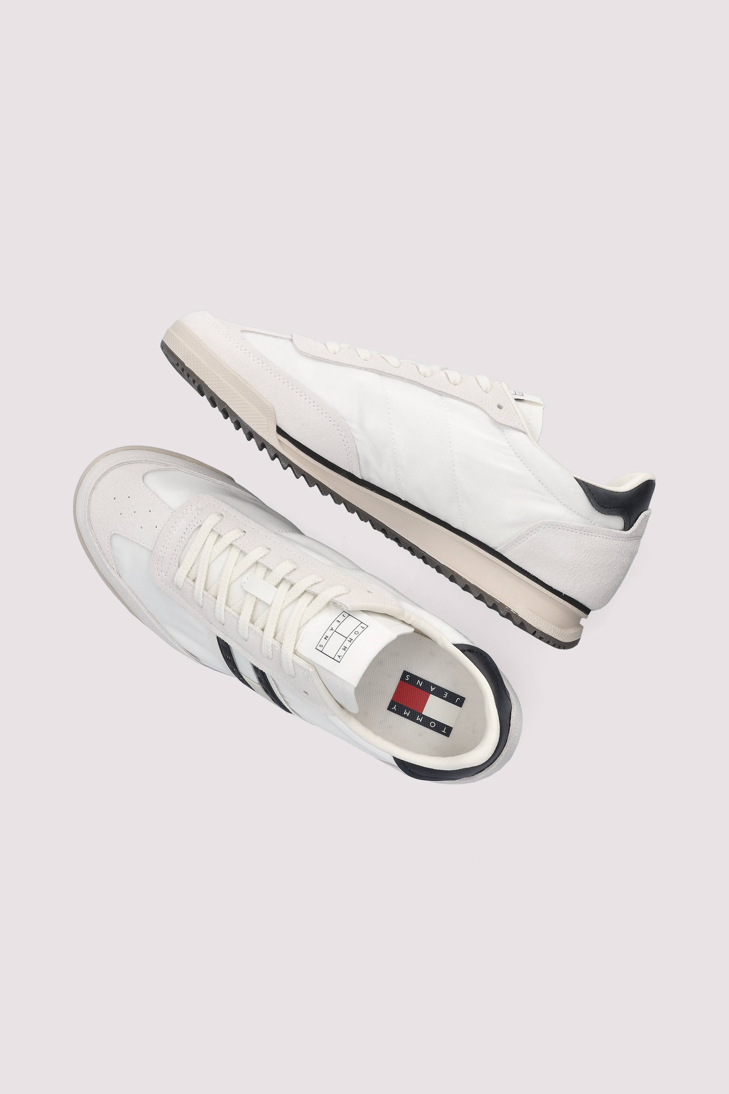 Tommy Hilfiger - TJM RETRO RUNNER CLEATED Tommy Hilfiger - TJM RETRO RUNNER CLEATED