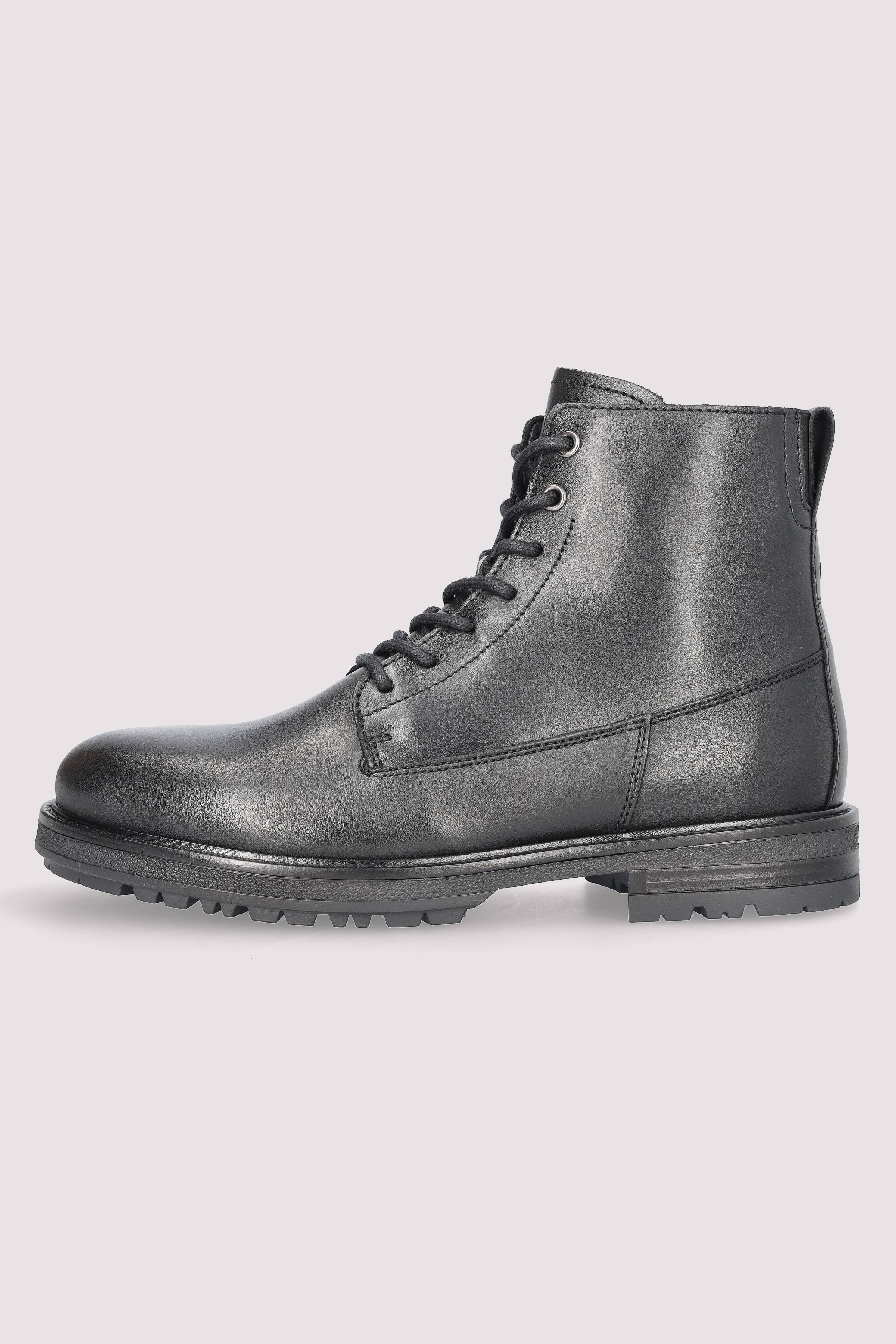 Lace up Bootie