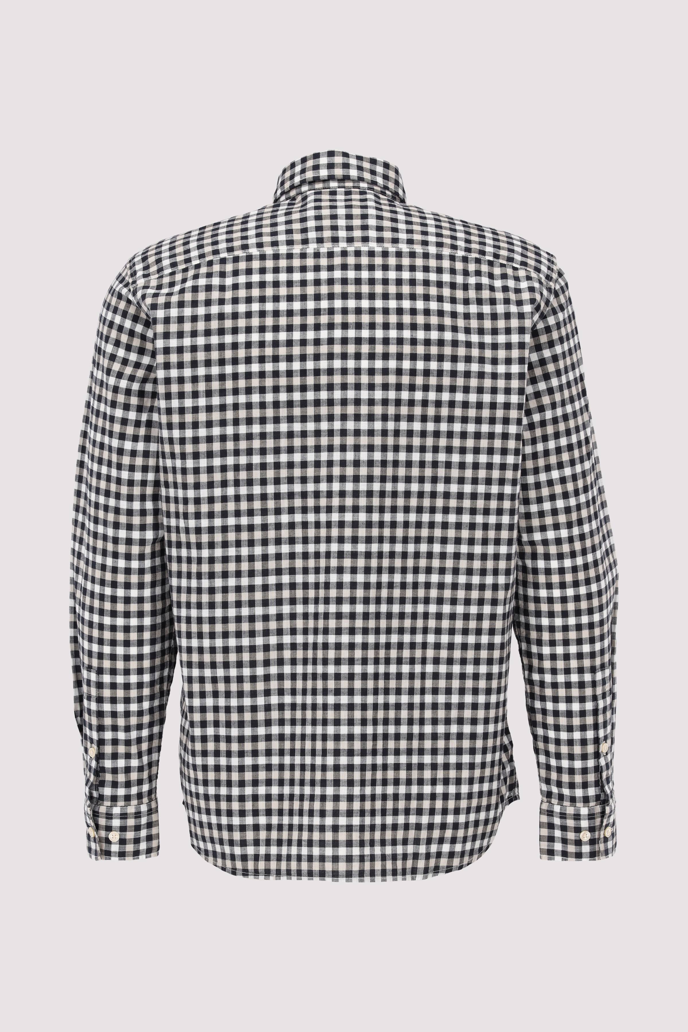 Kent collar, long sleeves, one
