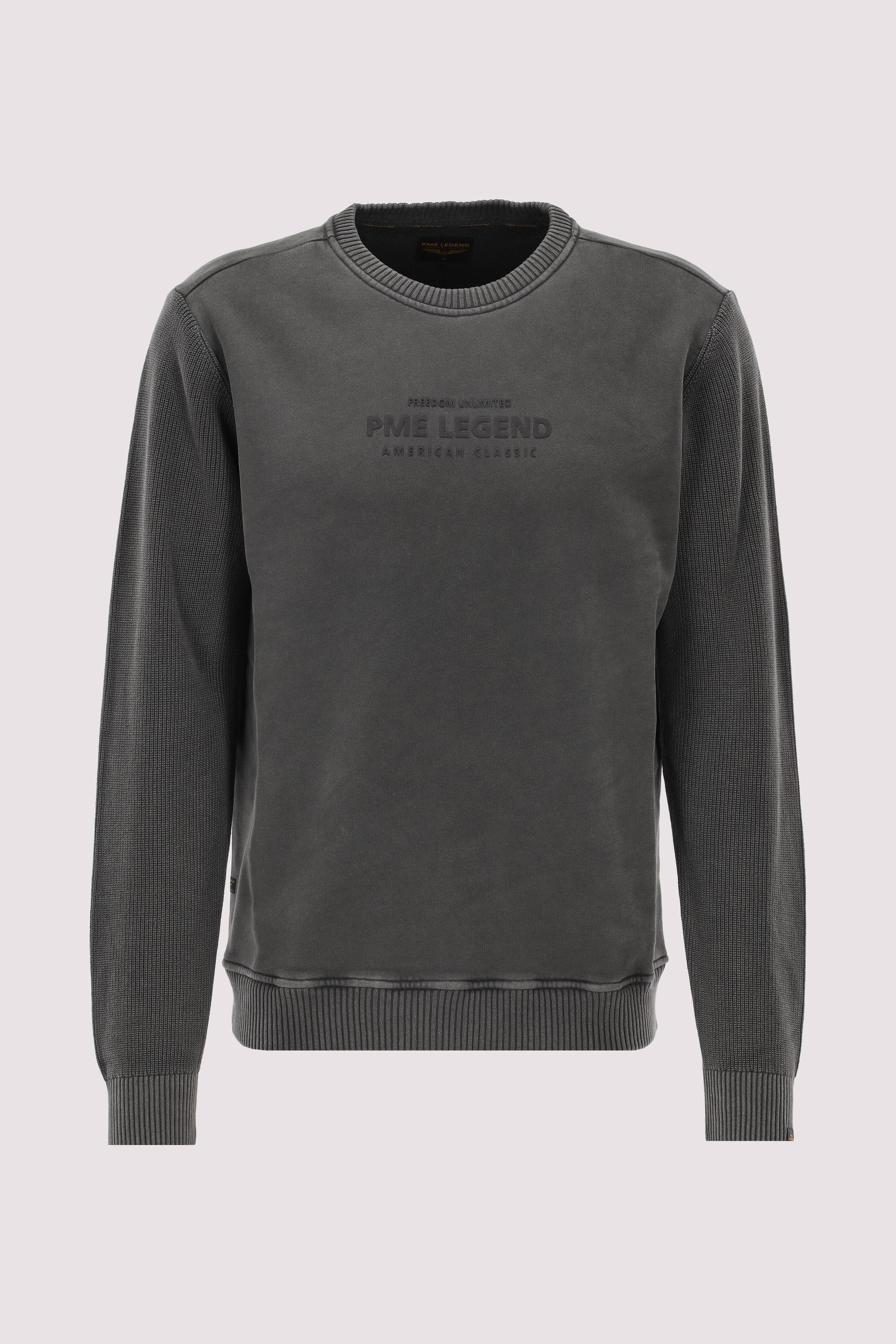 Crewneck sweat knit combinatio