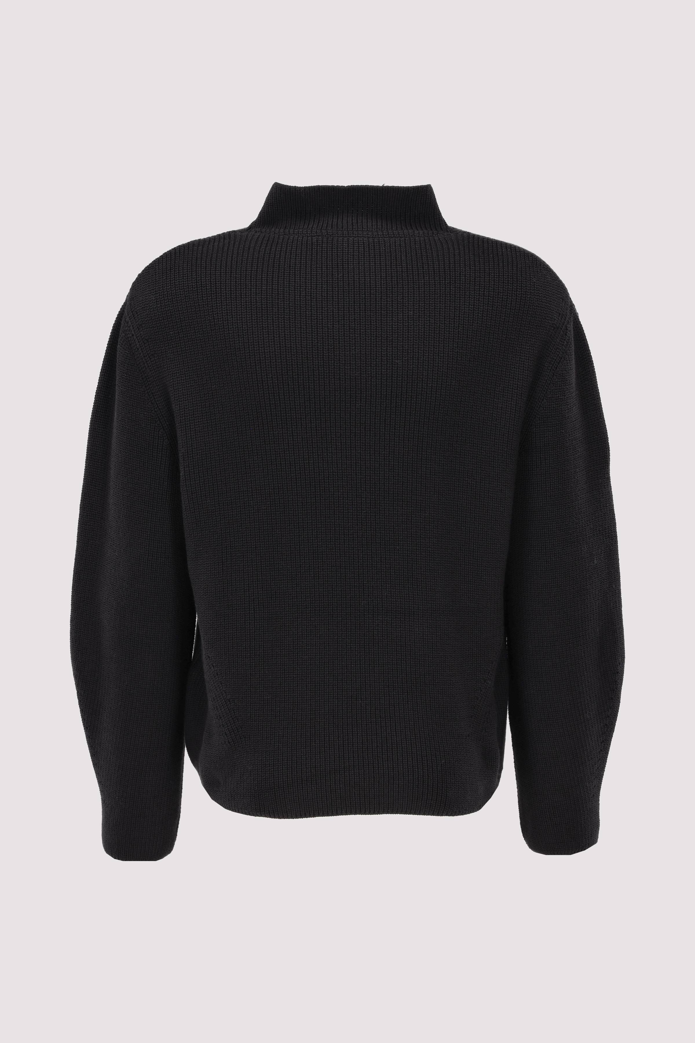 TJW MOCKNECK BADGE SWEATER