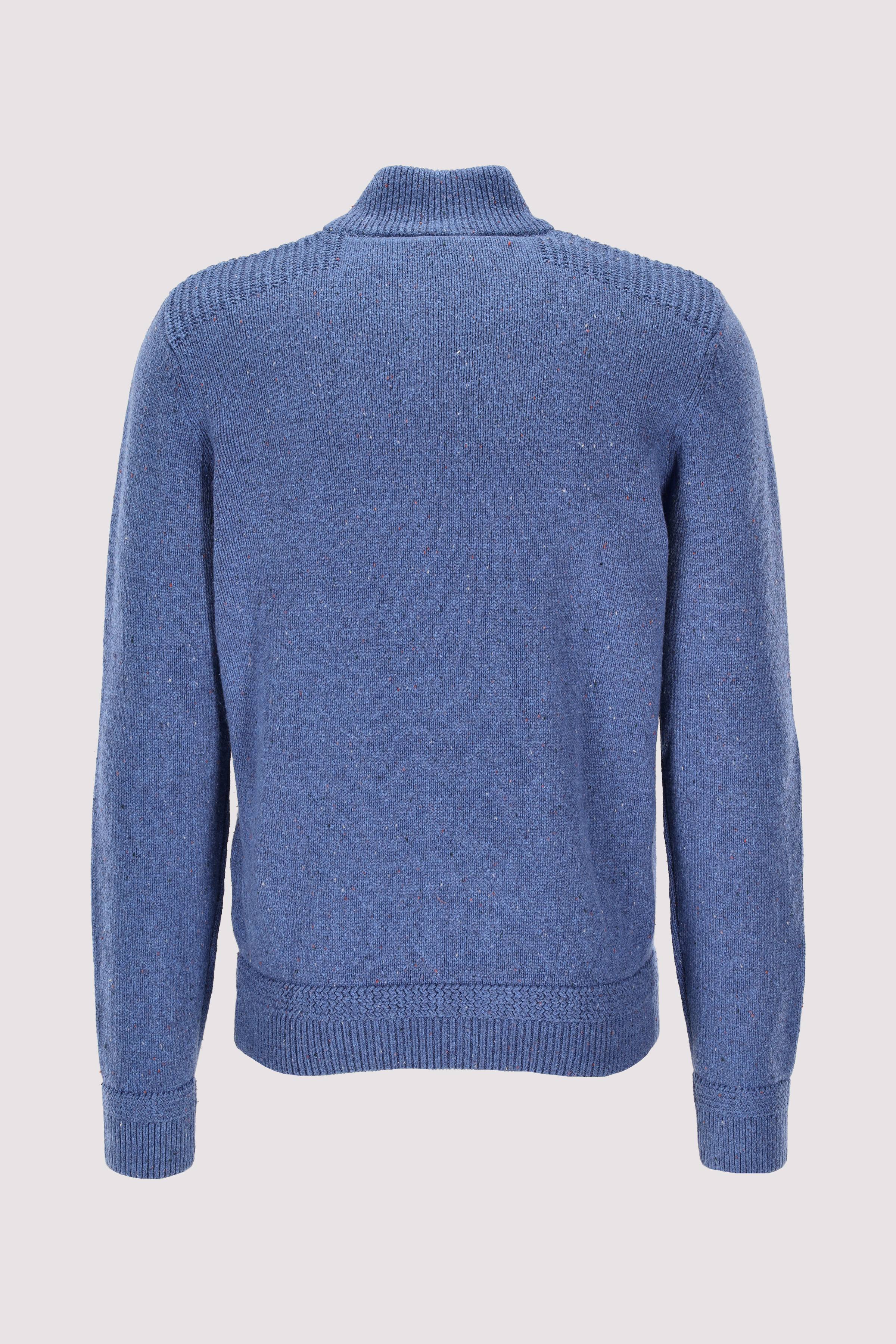 PULLOVER BUTTON COLLAR