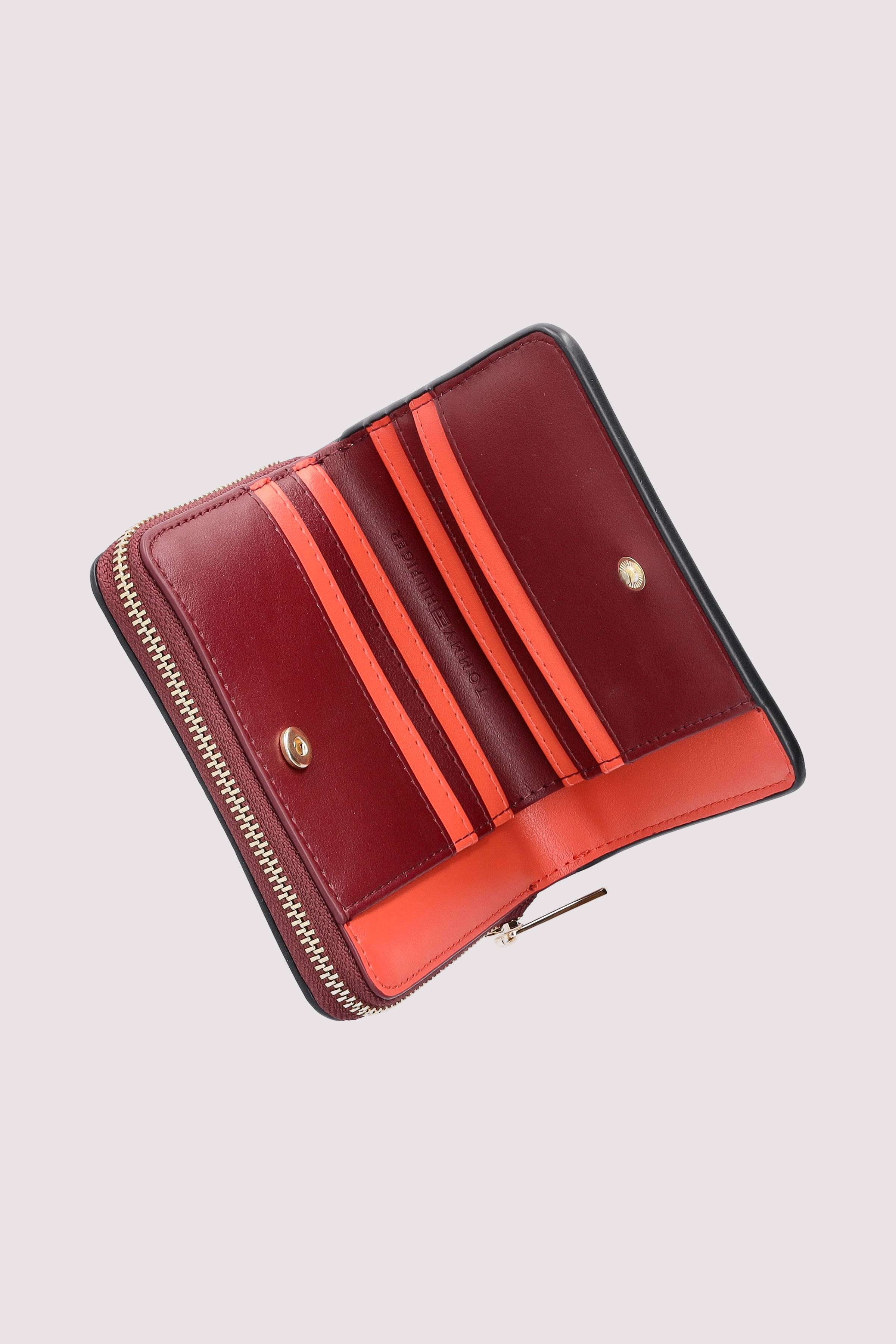 Tommy Hilfiger - TH ICON MED ZA W/ FLAP SEASONA