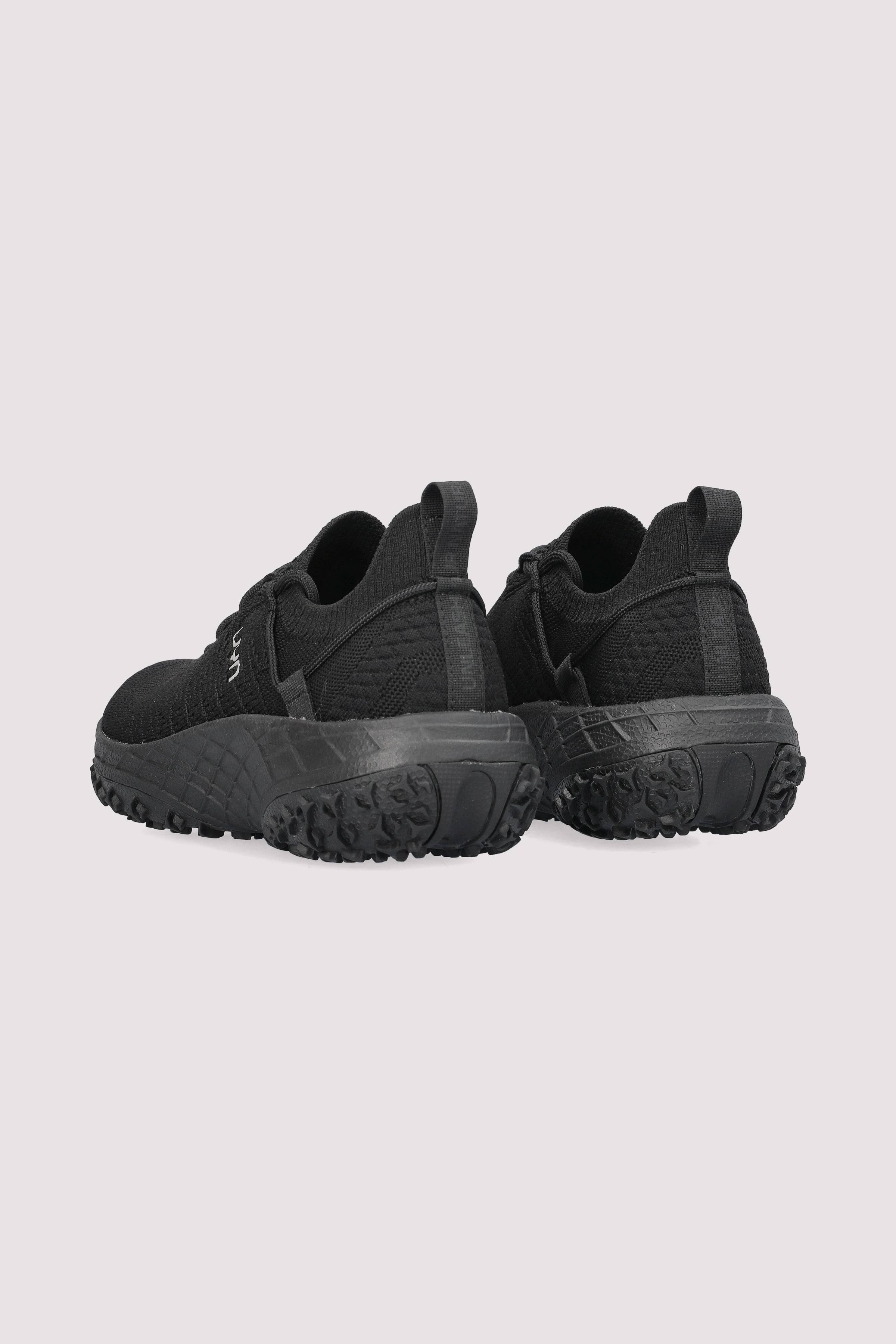 UYN - W Urban Trail Shoes UYN - W Urban Trail Shoes