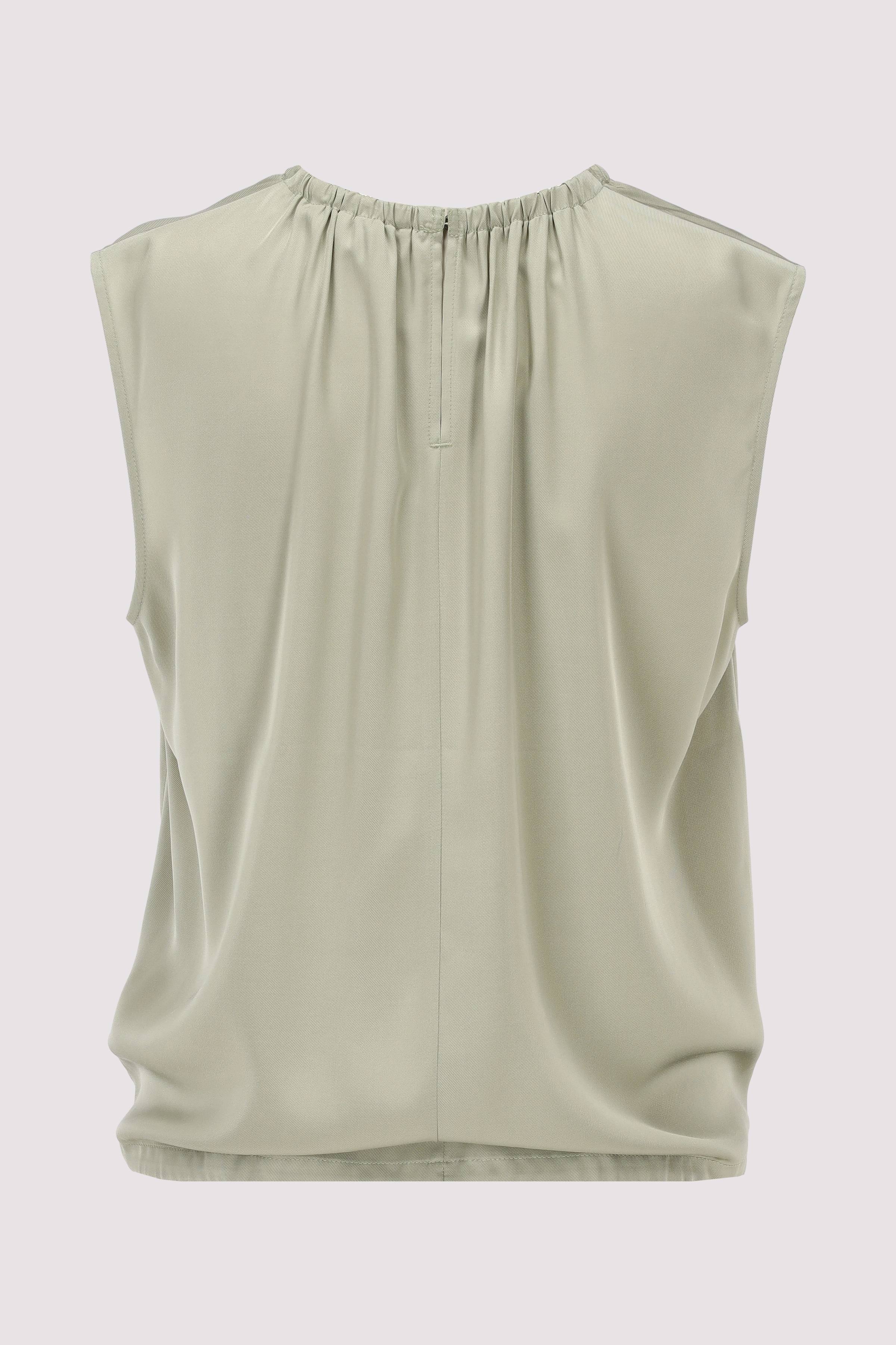 Woven Top, round neck, gatheri