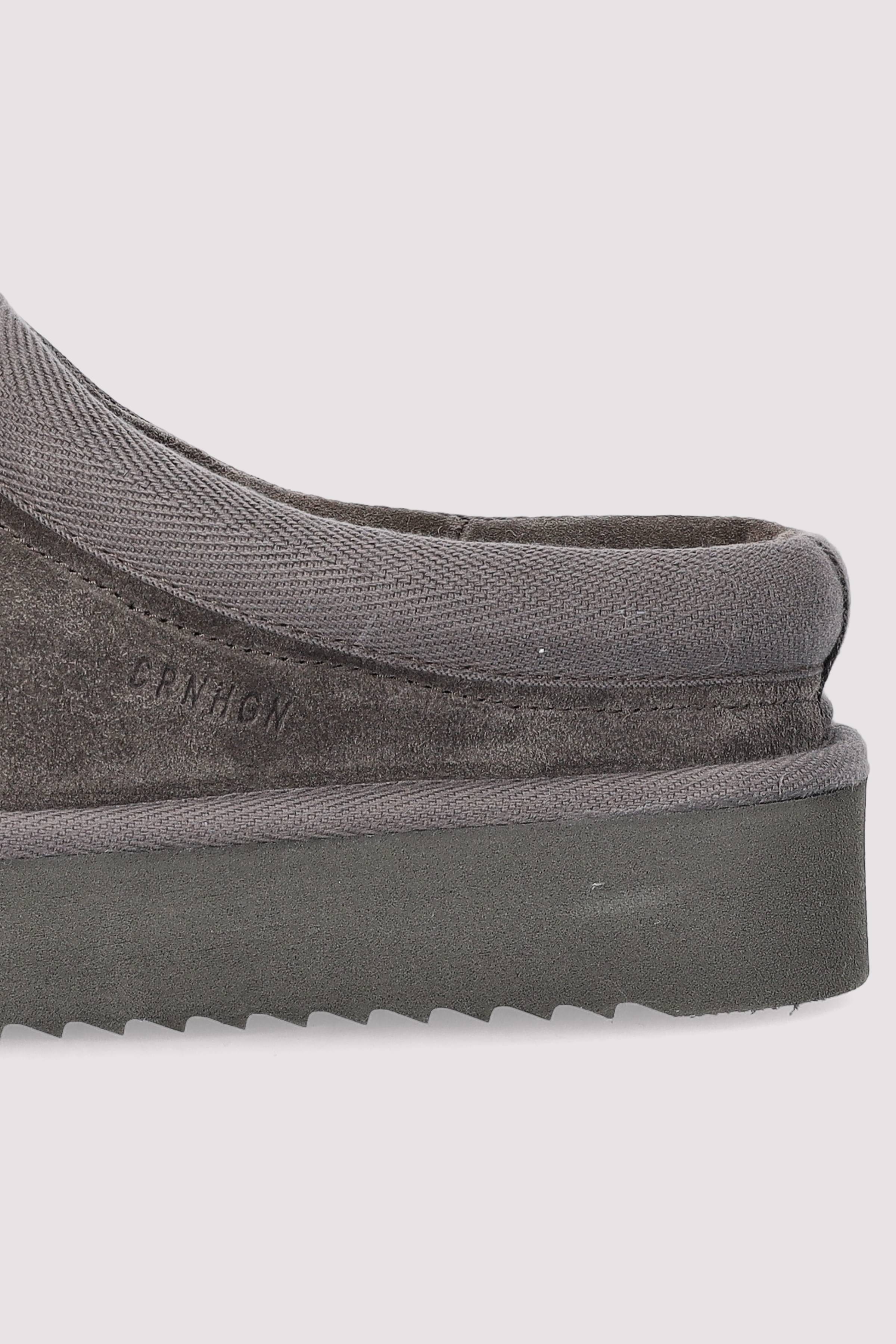 CPH249 Slip On