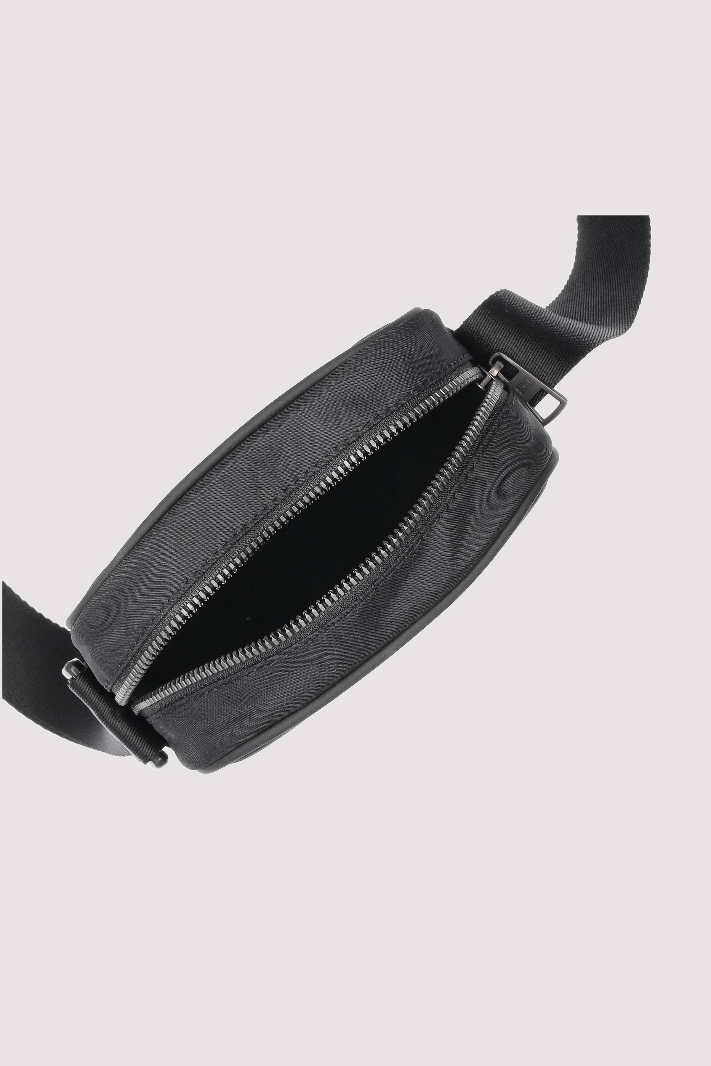 Tommy Hilfiger - TH REPREVE MINI REPORTER