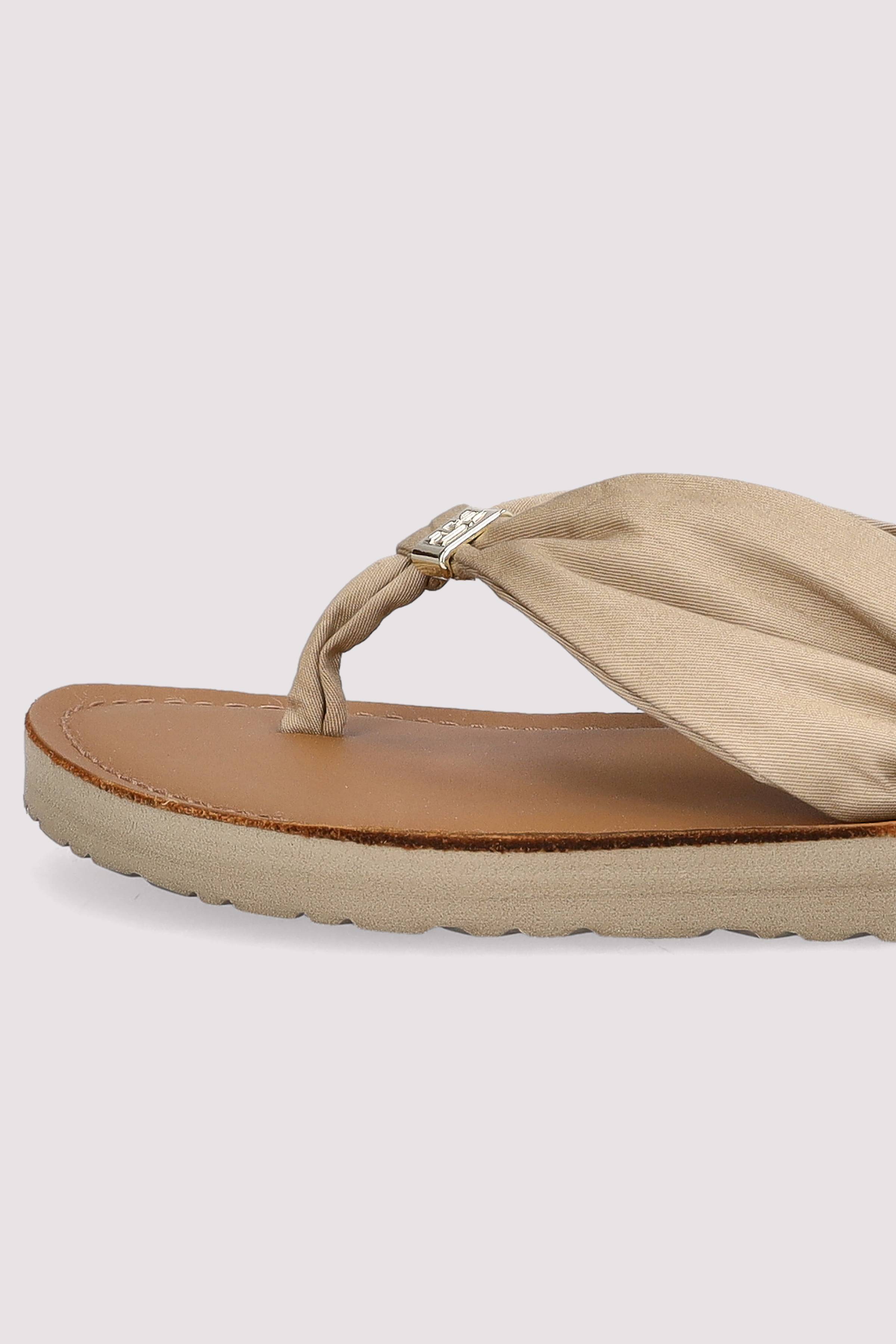 TH ELEVATED BEACH SANDAL