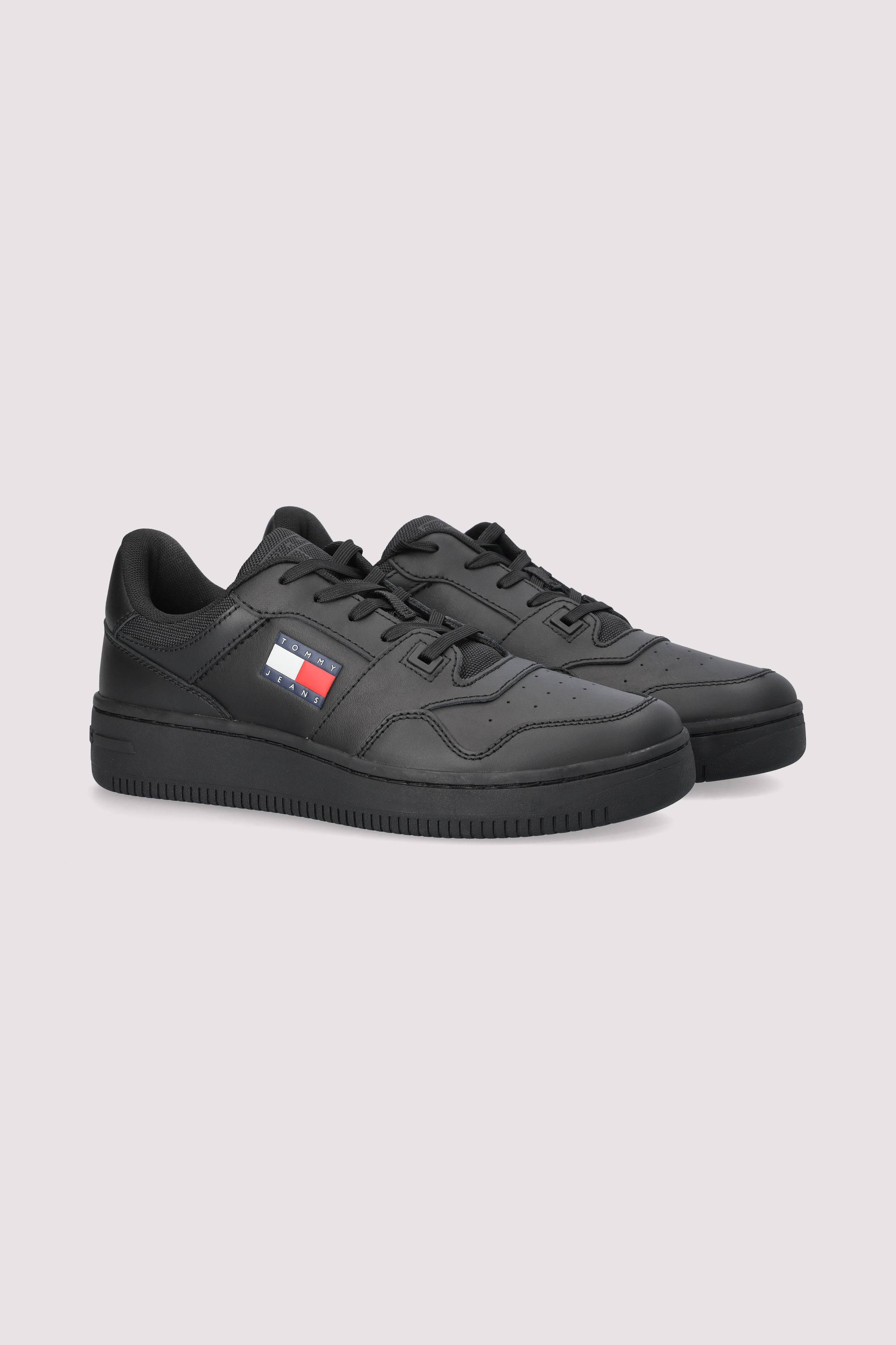 Tommy Hilfiger - (NEW) TJM RETRO BASKET ESS Tommy Hilfiger - (NEW) TJM RETRO BASKET ESS
