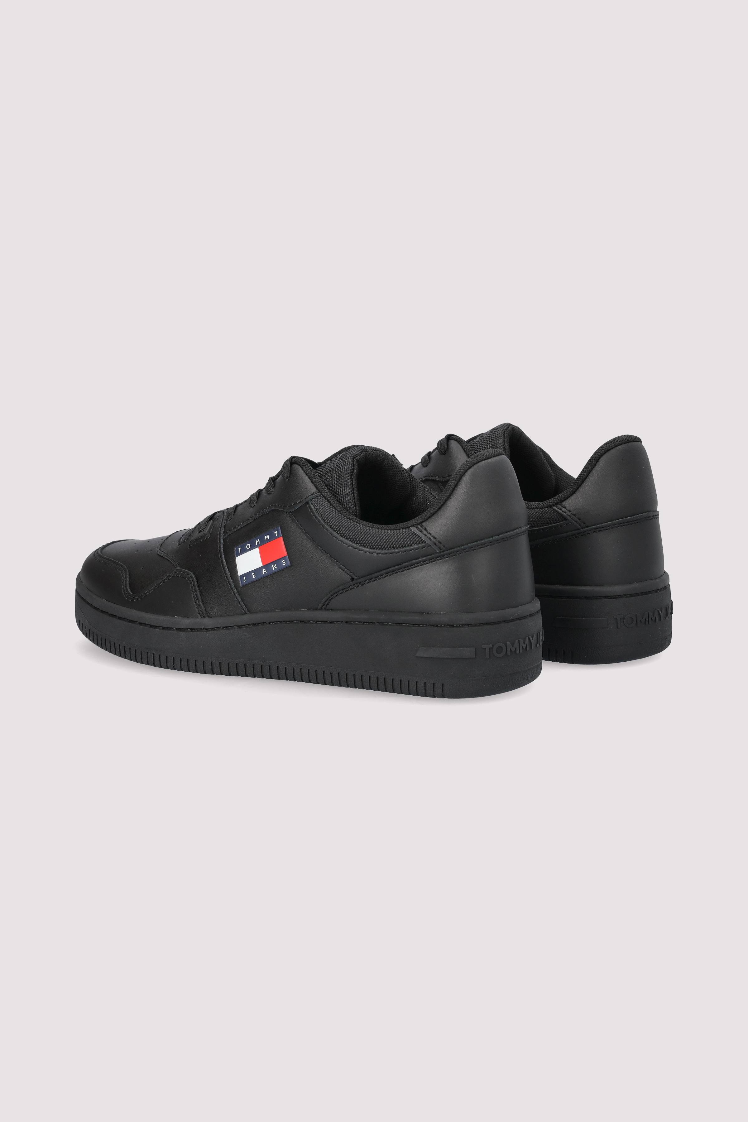 Tommy Hilfiger - (NEW) TJM RETRO BASKET ESS Tommy Hilfiger - (NEW) TJM RETRO BASKET ESS