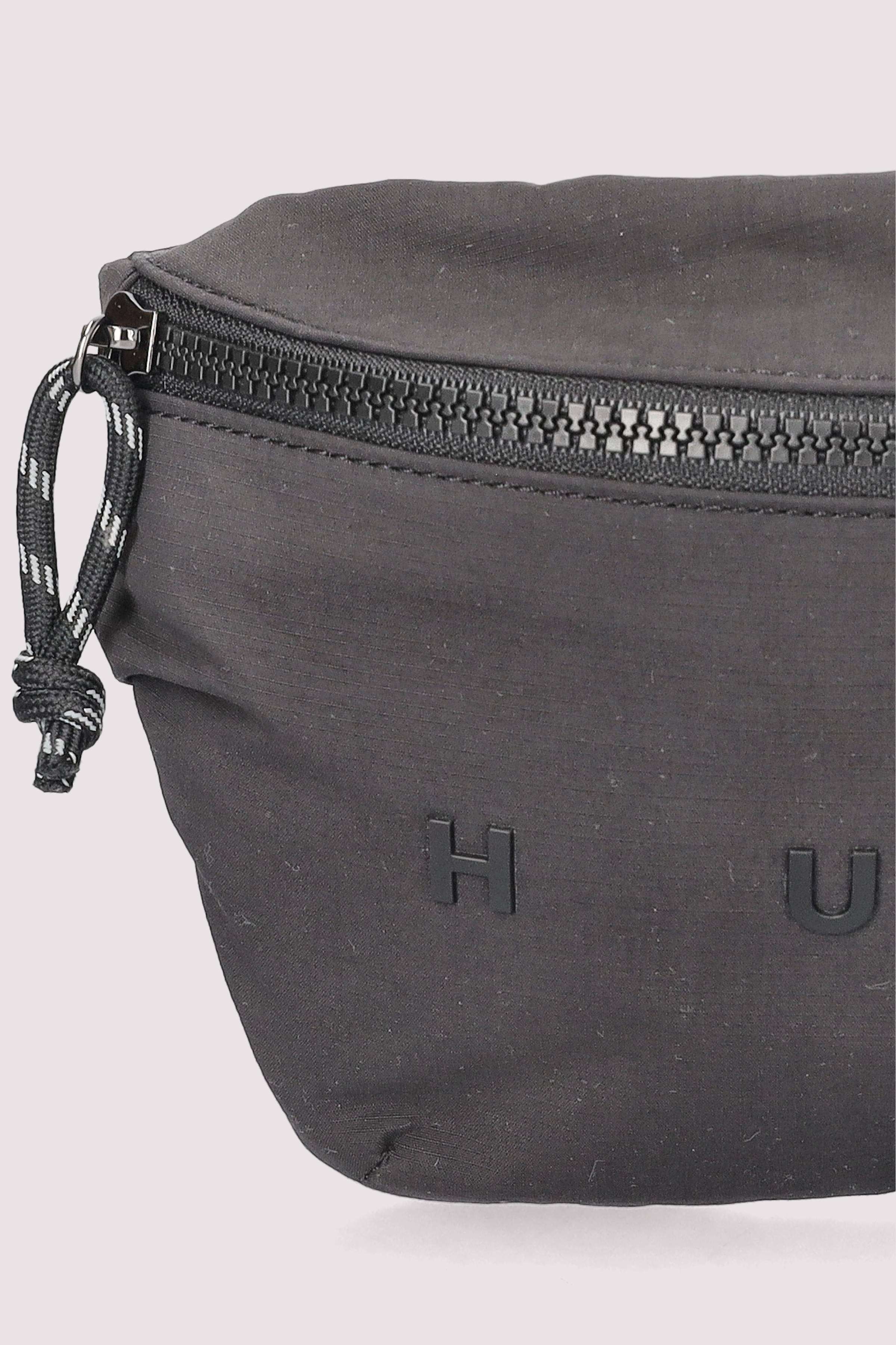 HUGO Daypack in Schwarz mit klarer Linie